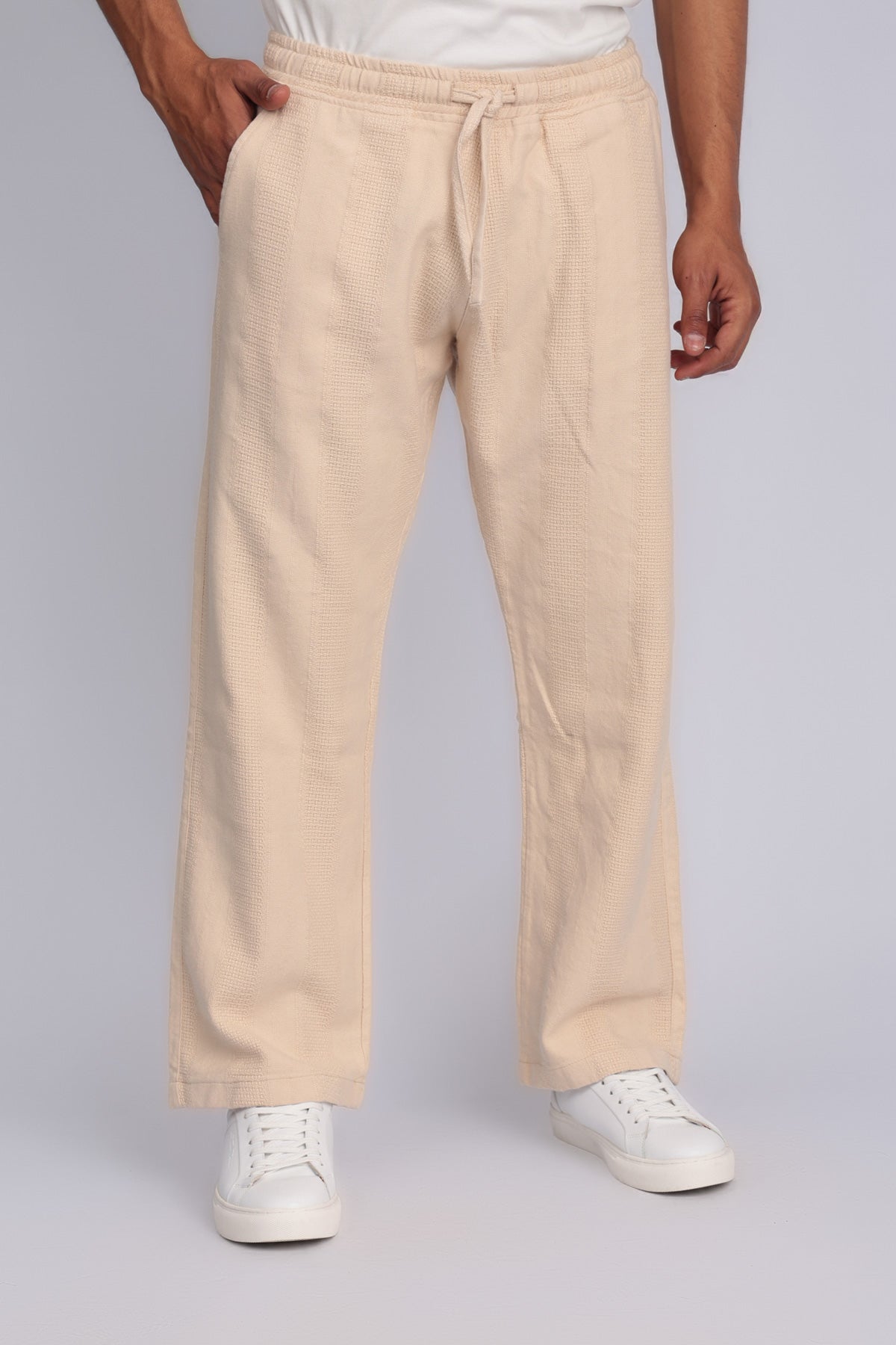 BEIGE Main image
