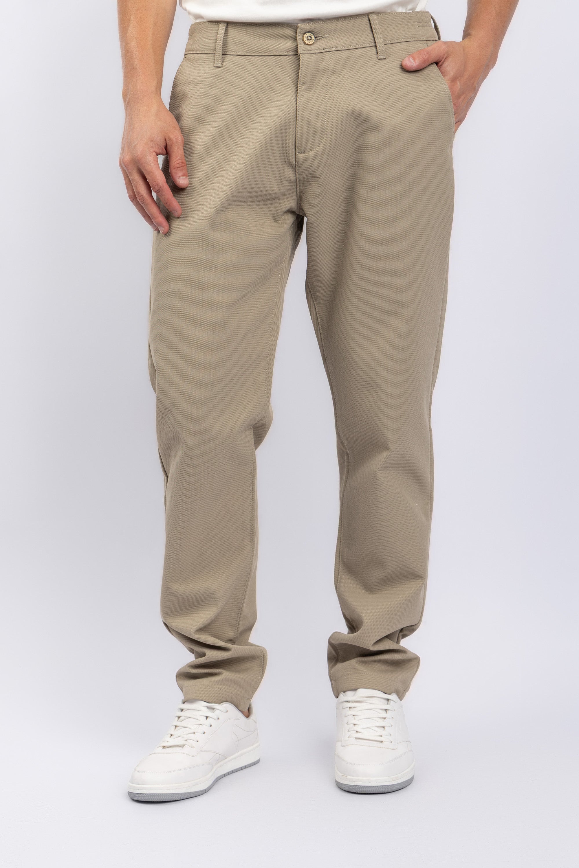 BEIGE Main image
