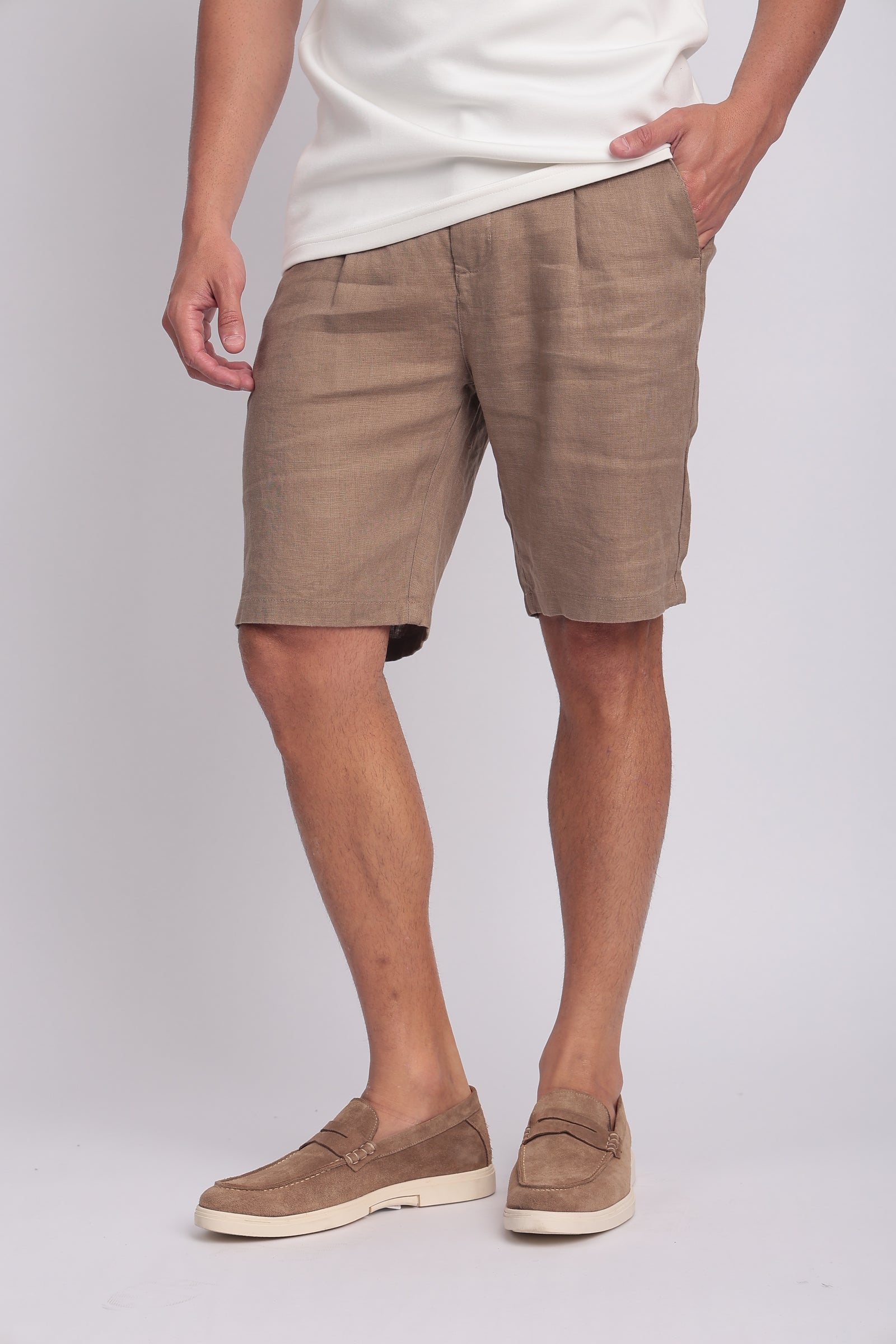 LINEN SHORT Secondary image