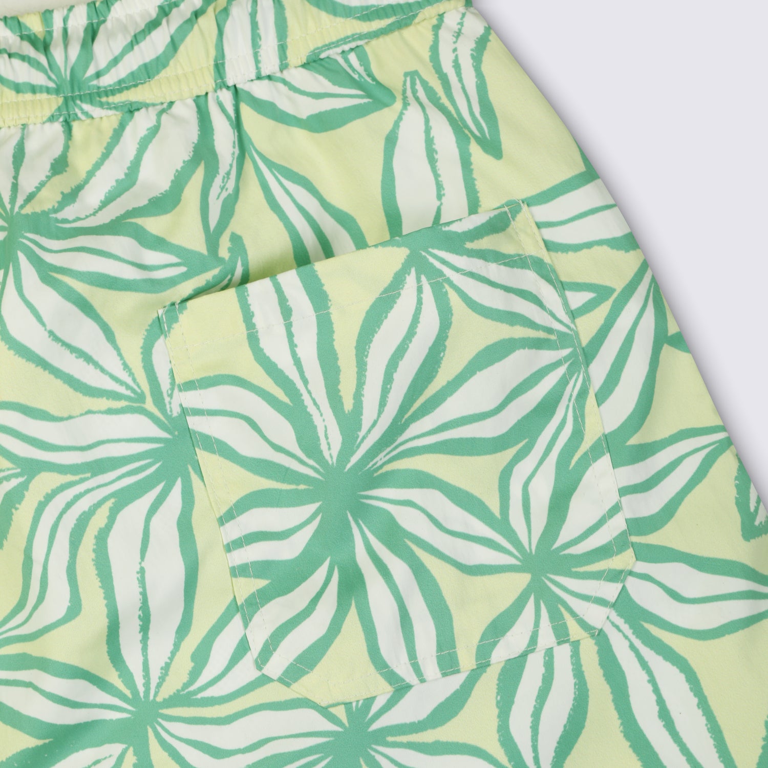 GREEN