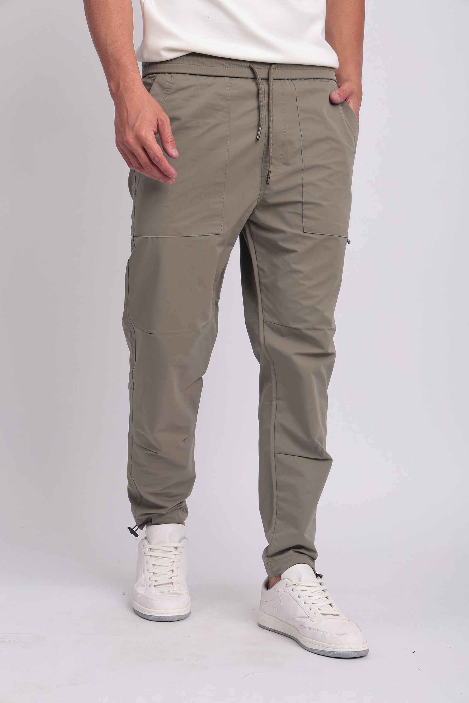 SWEATPANTS Secondary image