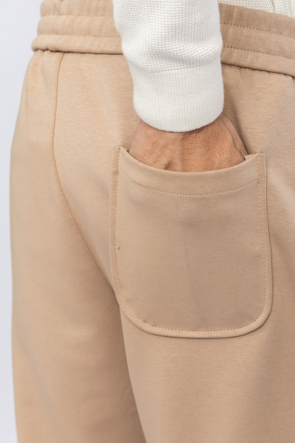 D BEIGE