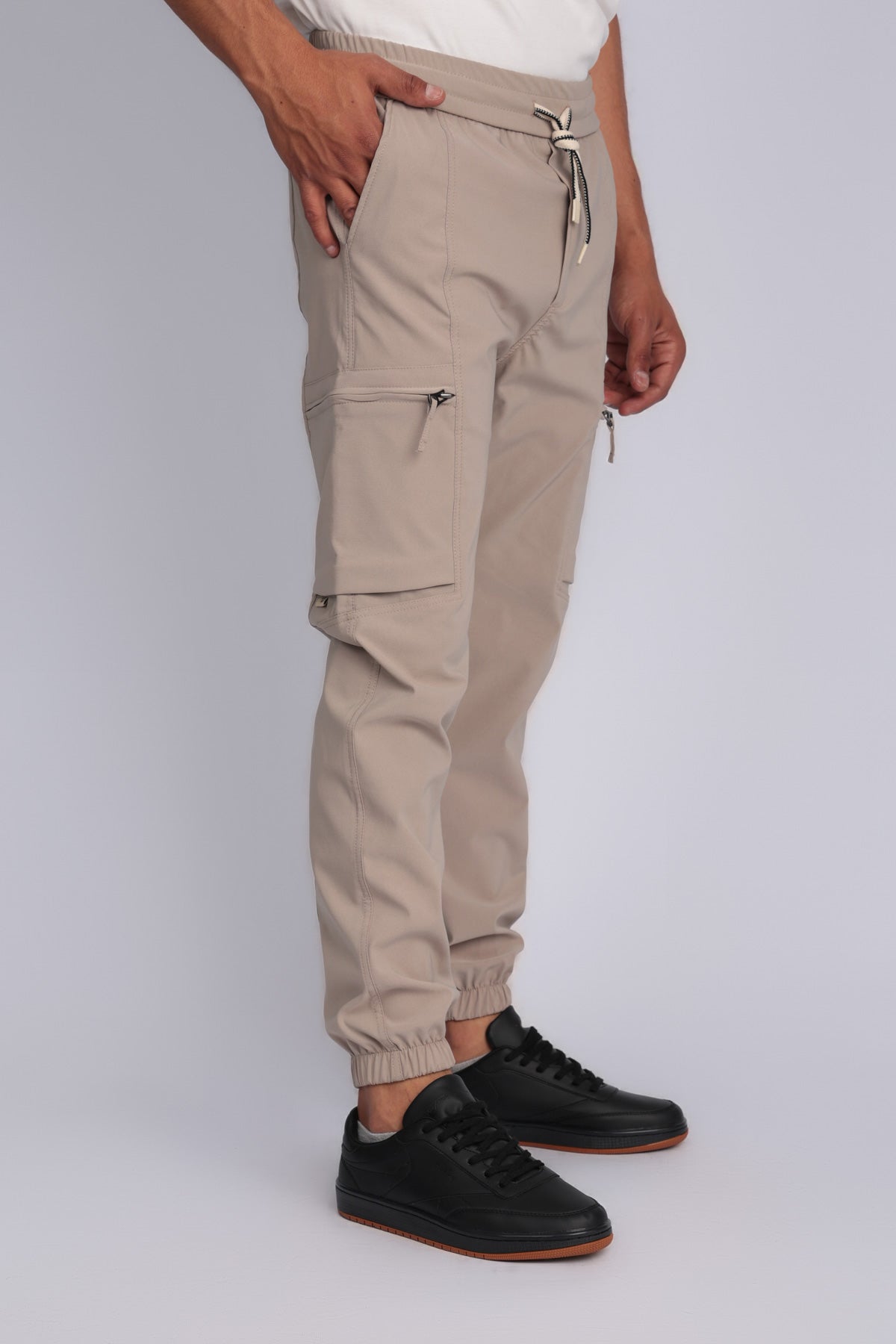 SWEATPANTS Secondary image
