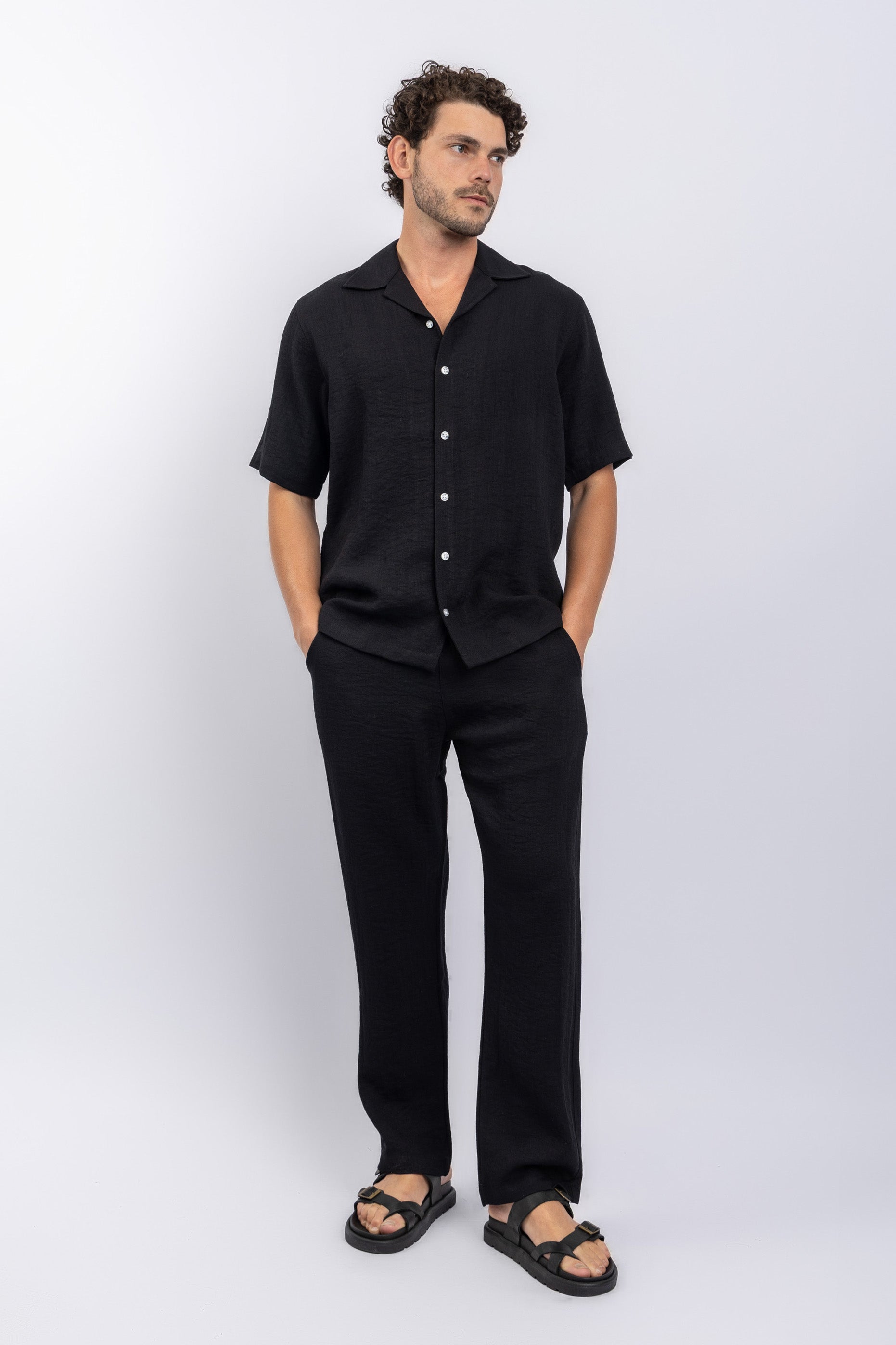 SHORT SLEEVE SHIRT SET W PANTS Secondary image