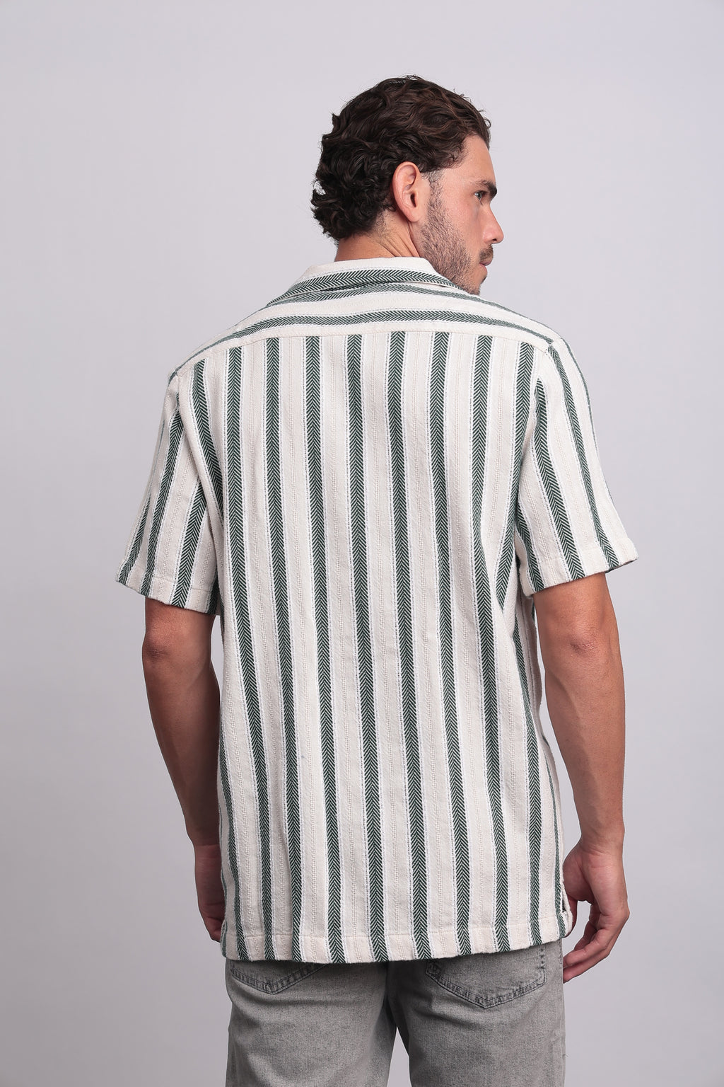 D GREEN