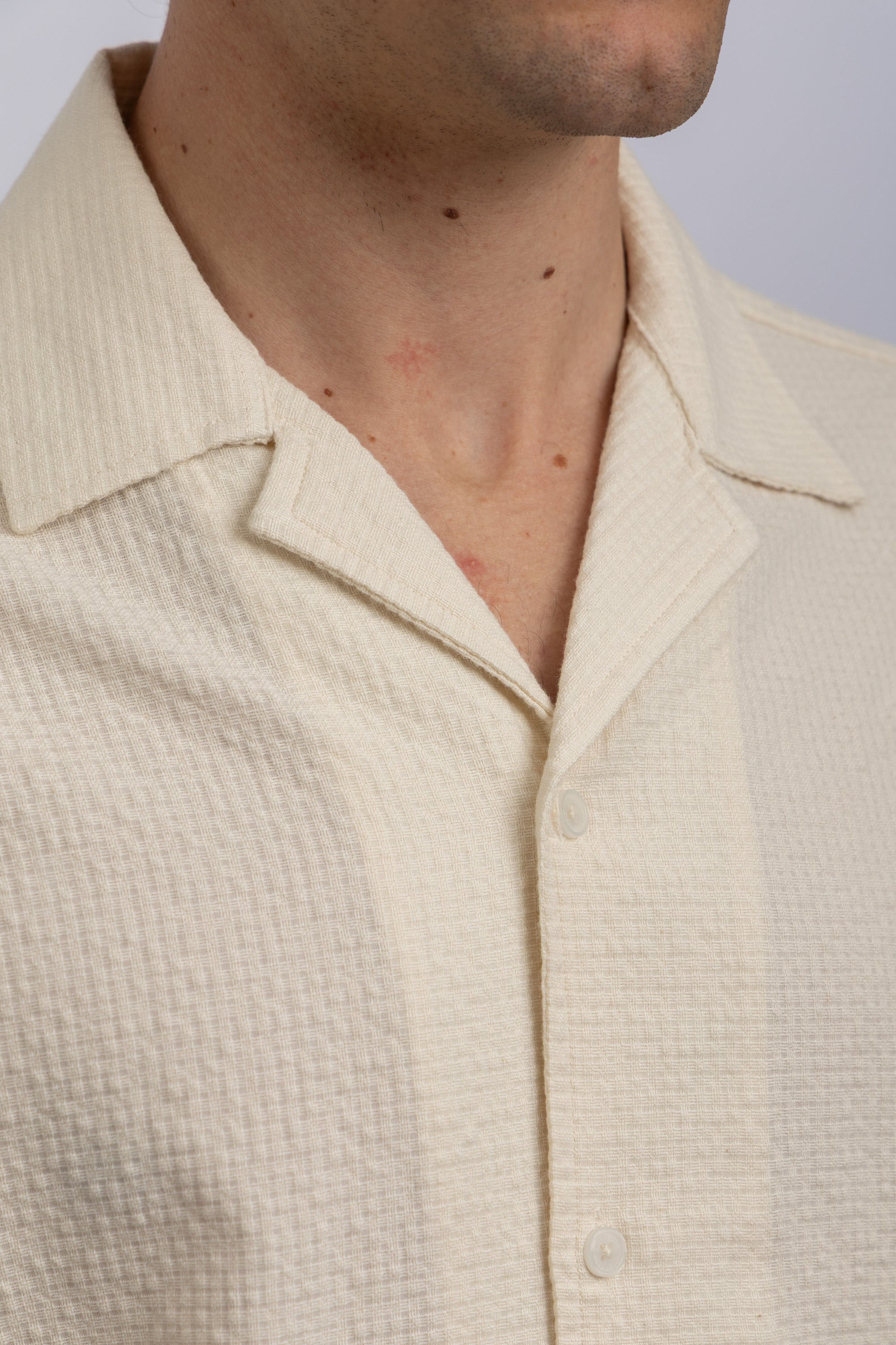 SHORT SLEEVE CASUAL SHIRT Secondary image