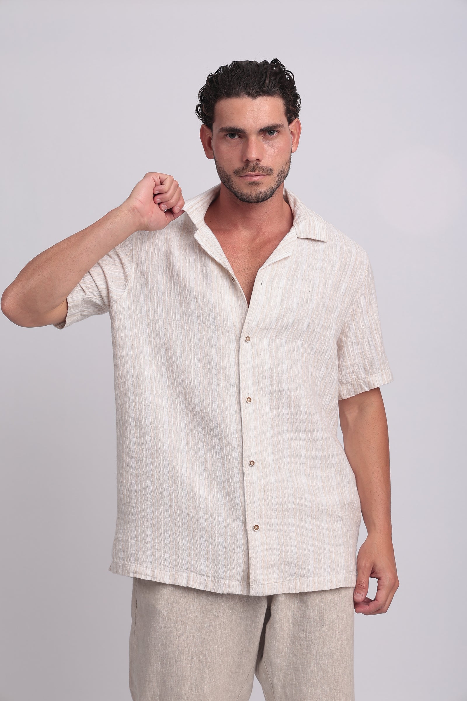 SHORT SLEEVE CASUAL SHIRT - BEIGE Secondary image