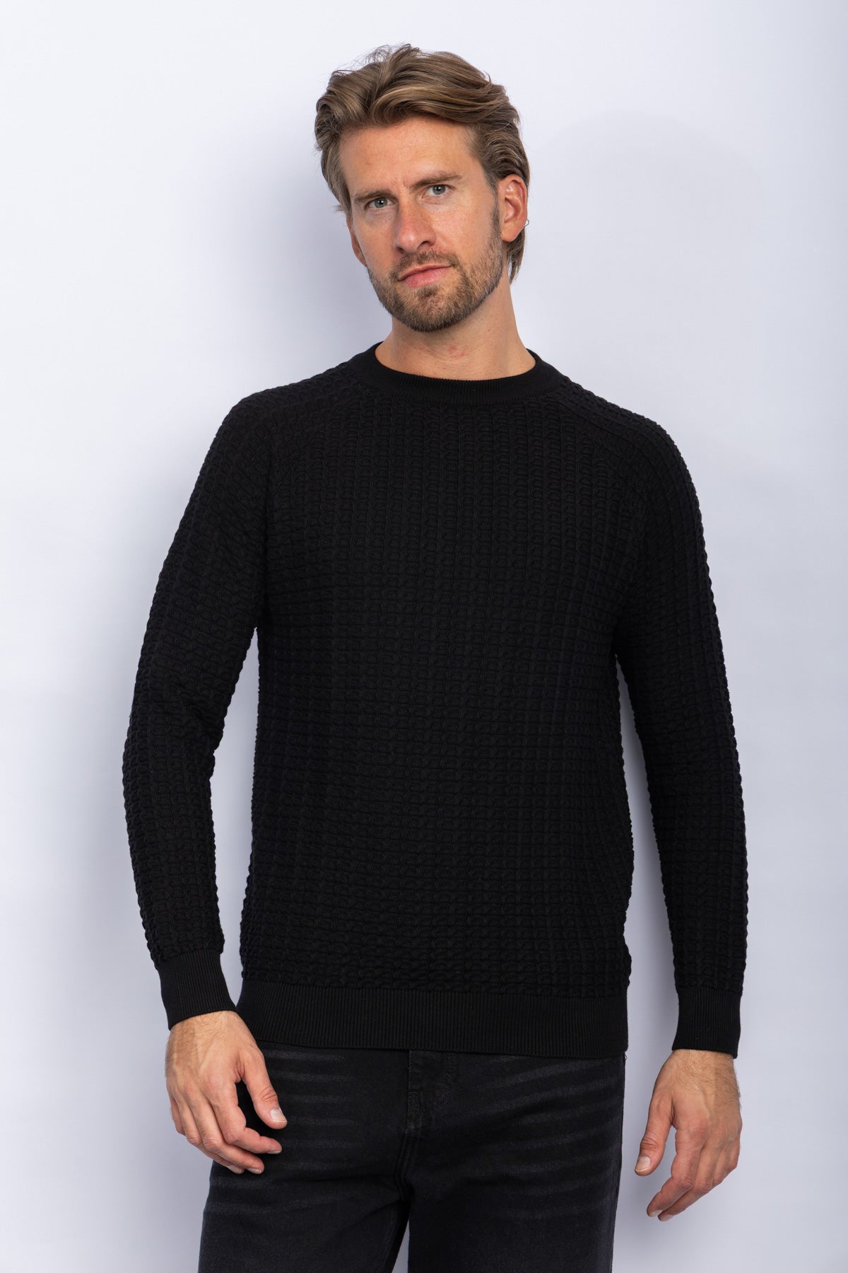 ROUND NECK CASUAL PULLOVER Secondary image