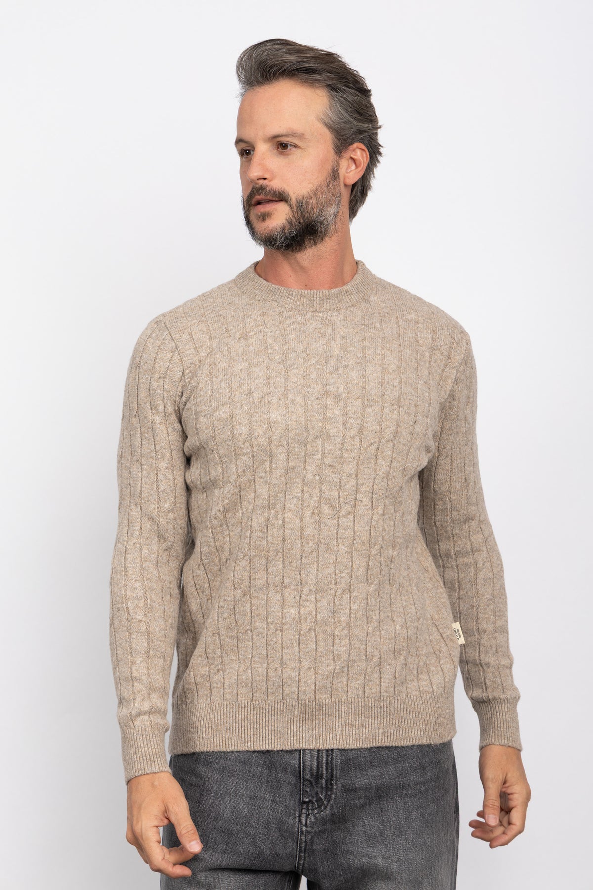 D BEIGE