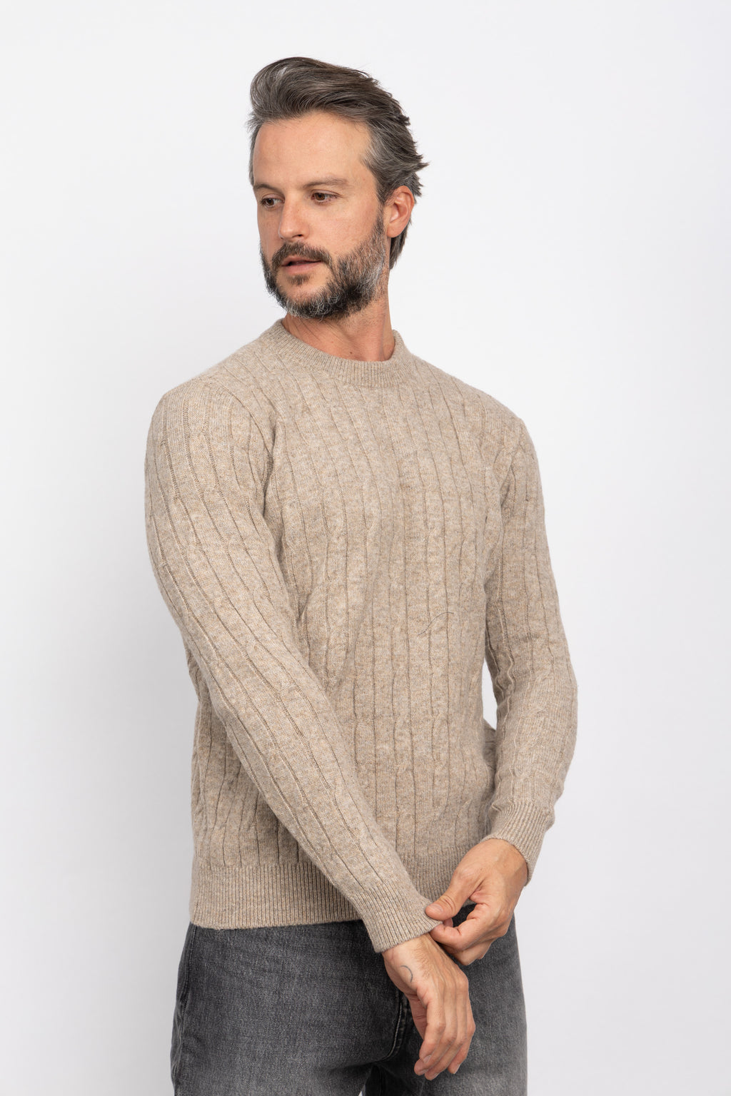 D BEIGE