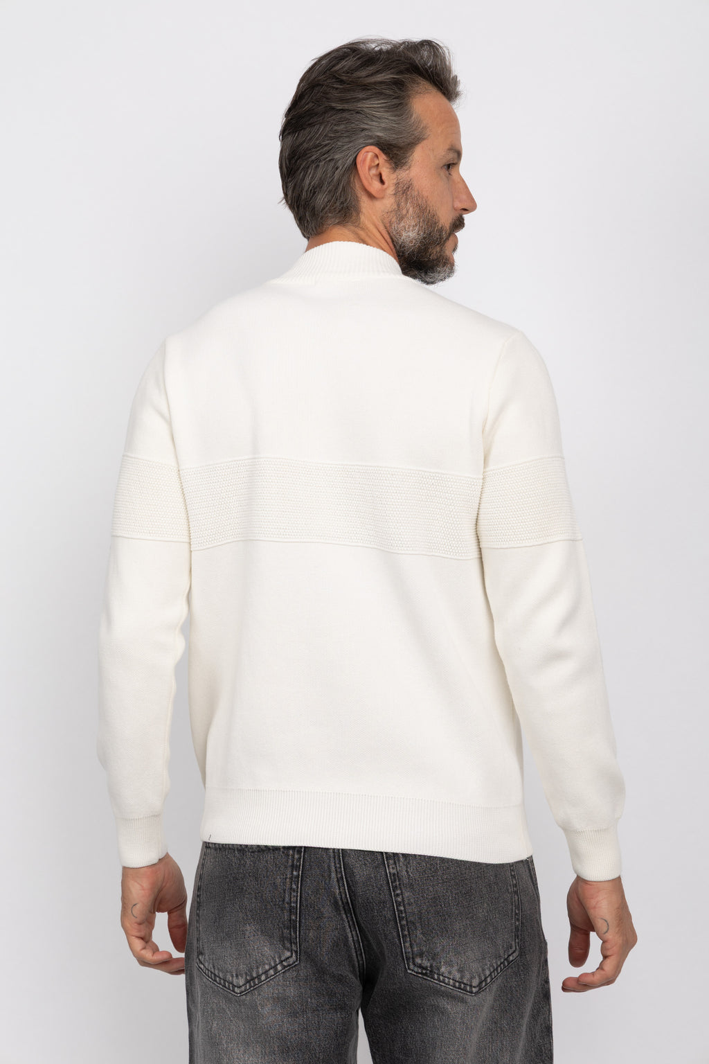 OFFWHITE