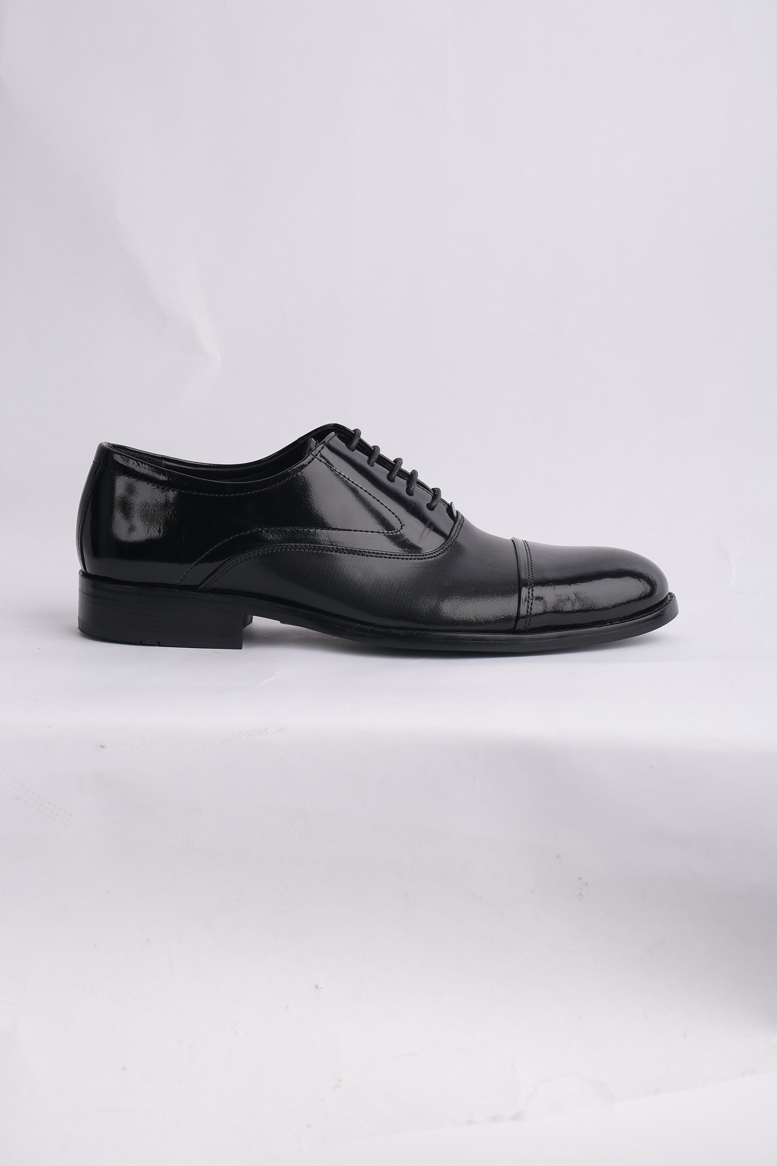 VR BLACK