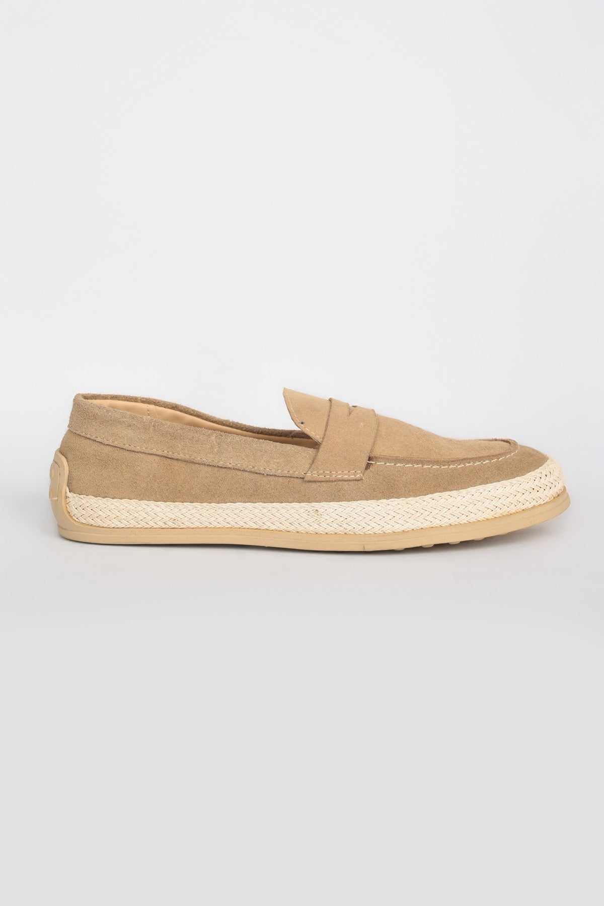 BEIGE Main image