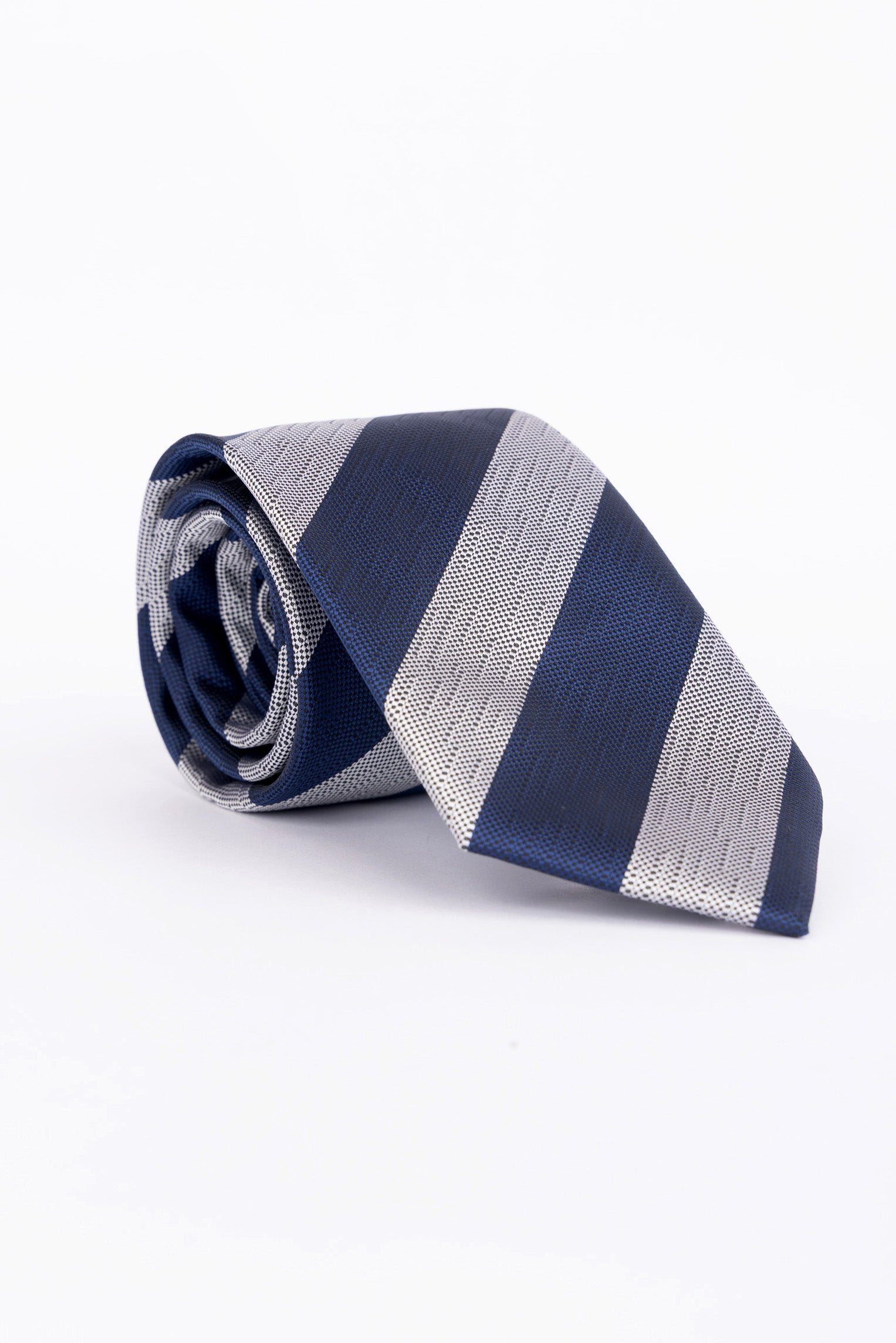 TIE WITH POCKET SQUARE 7.5CM الصورة الثانوية