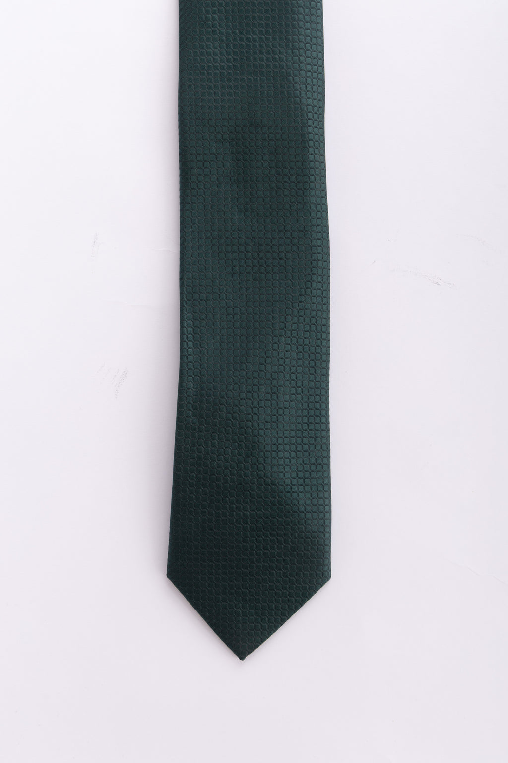 D GREEN