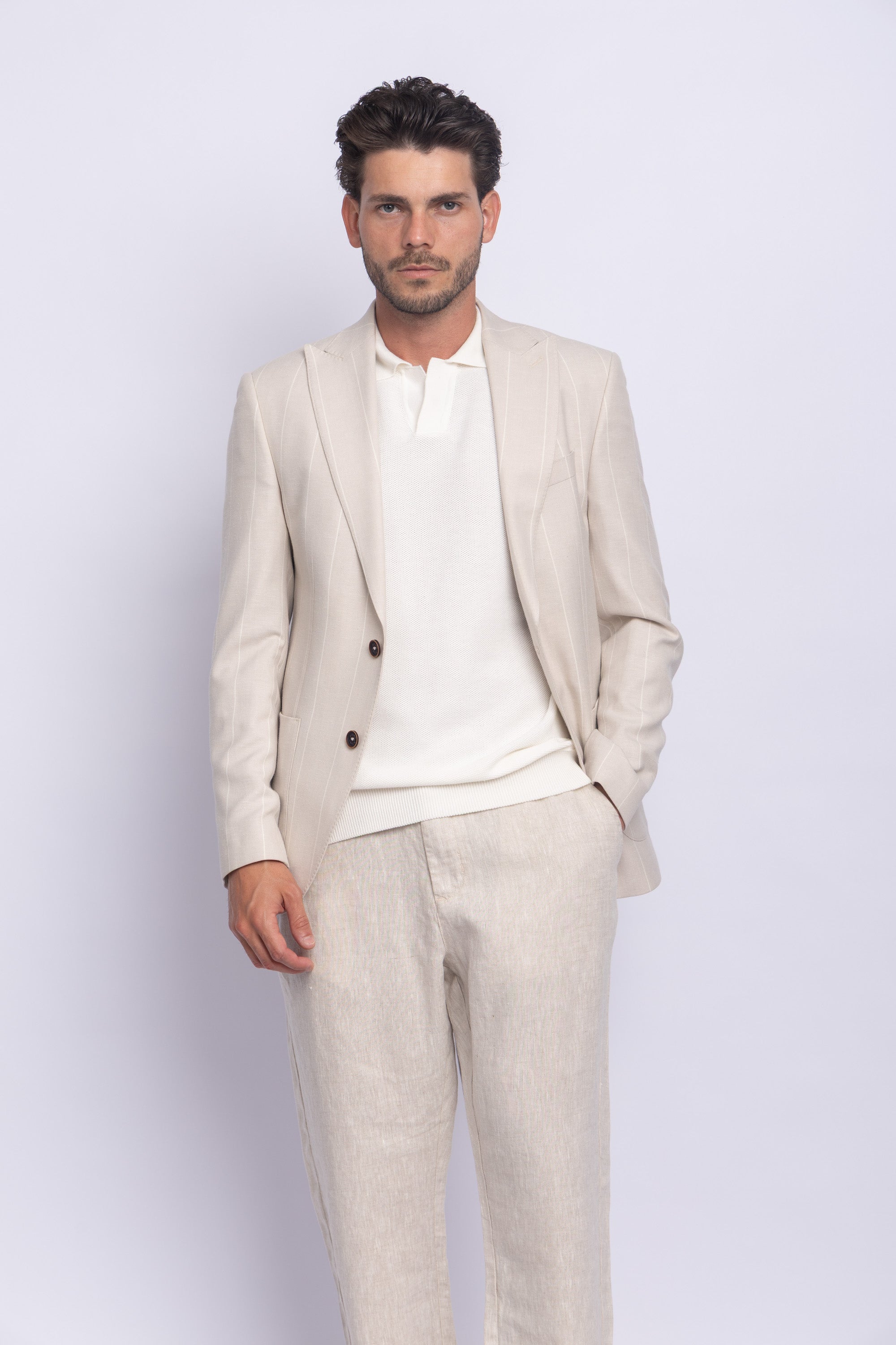 BEIGE Main image