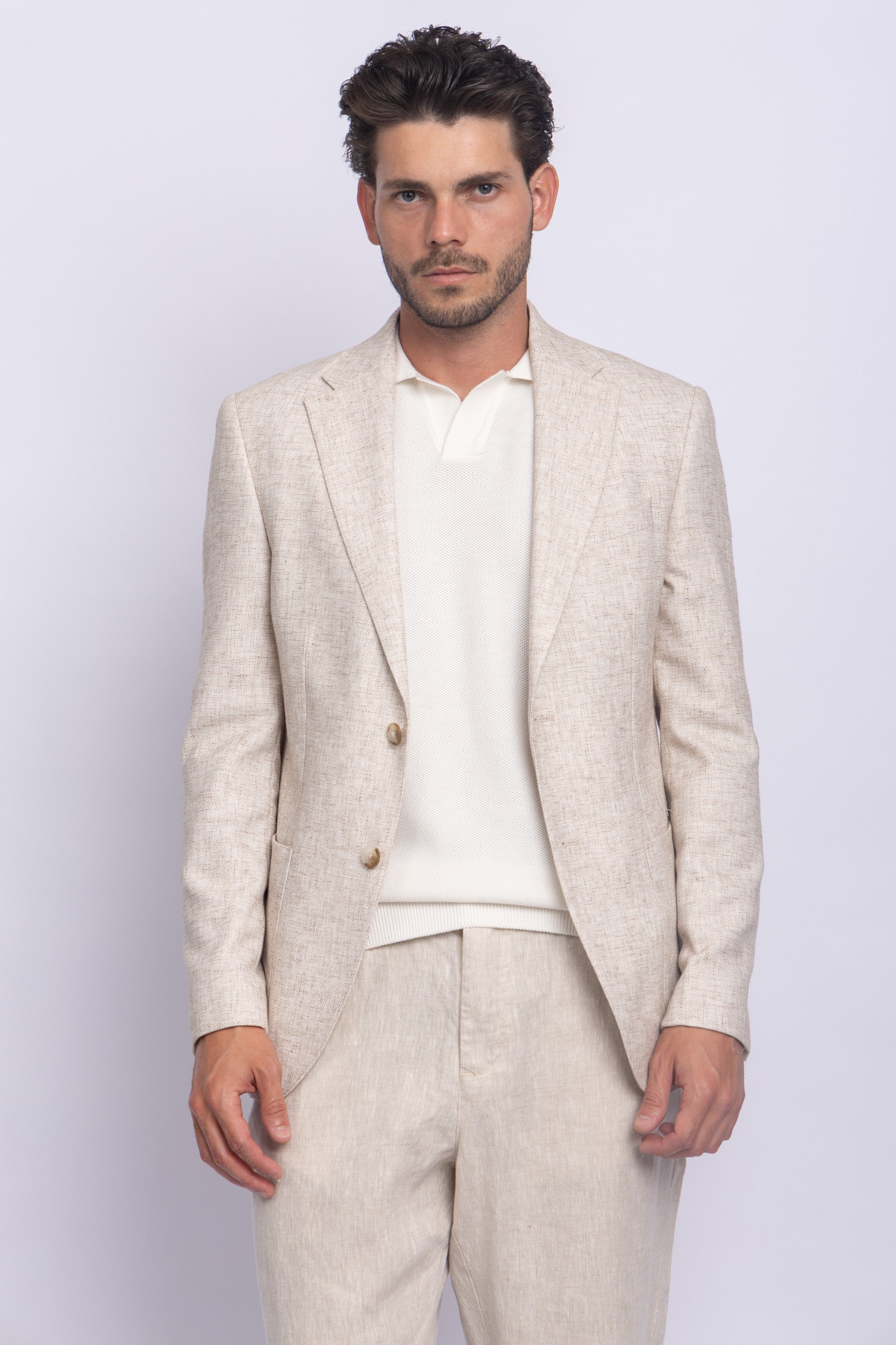 BEIGE Main image