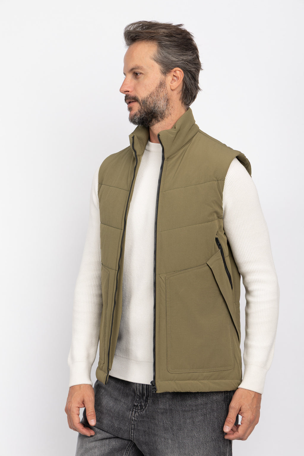 KHAKI