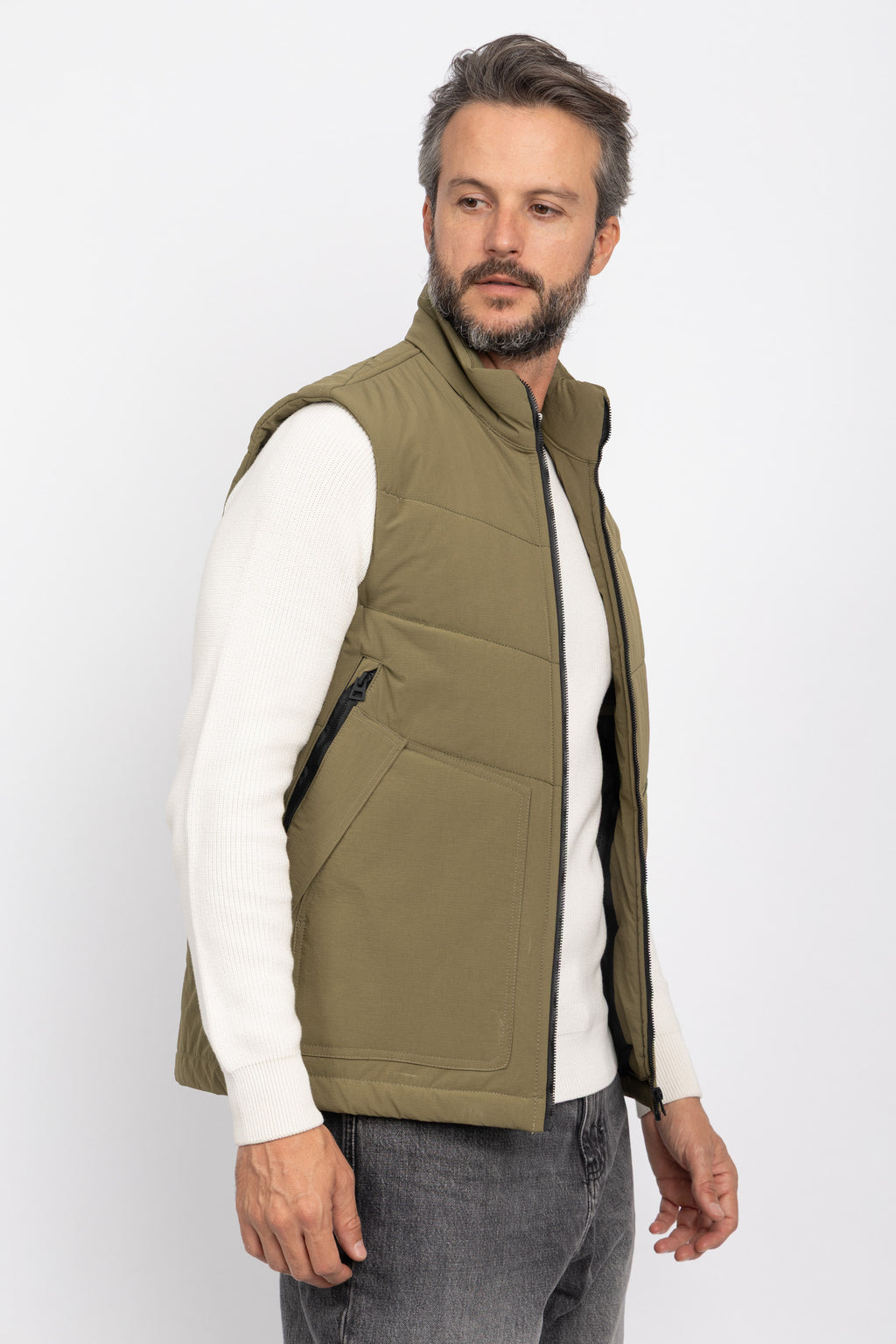 KHAKI
