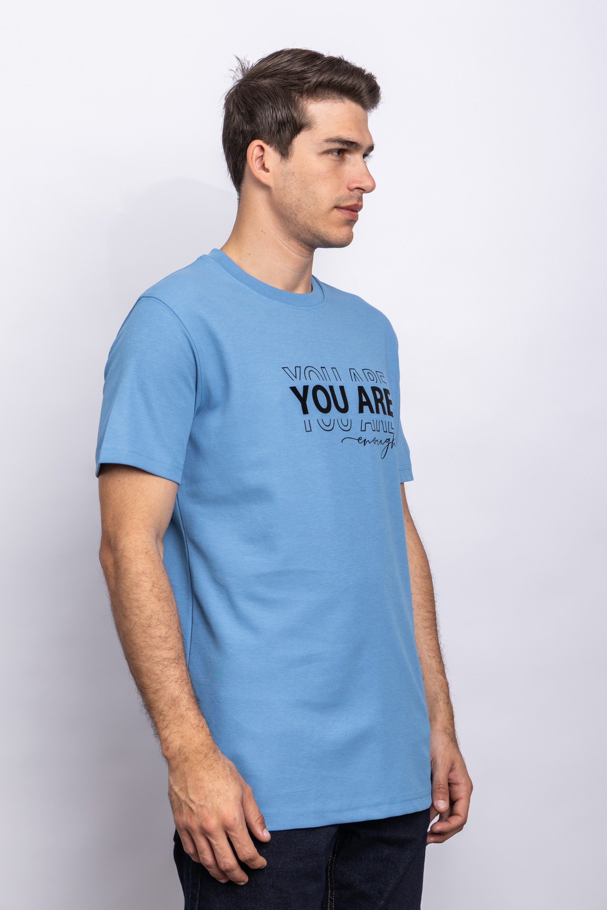 ROUND NECK CASUAL T-SHIRT الصورة الثانوية