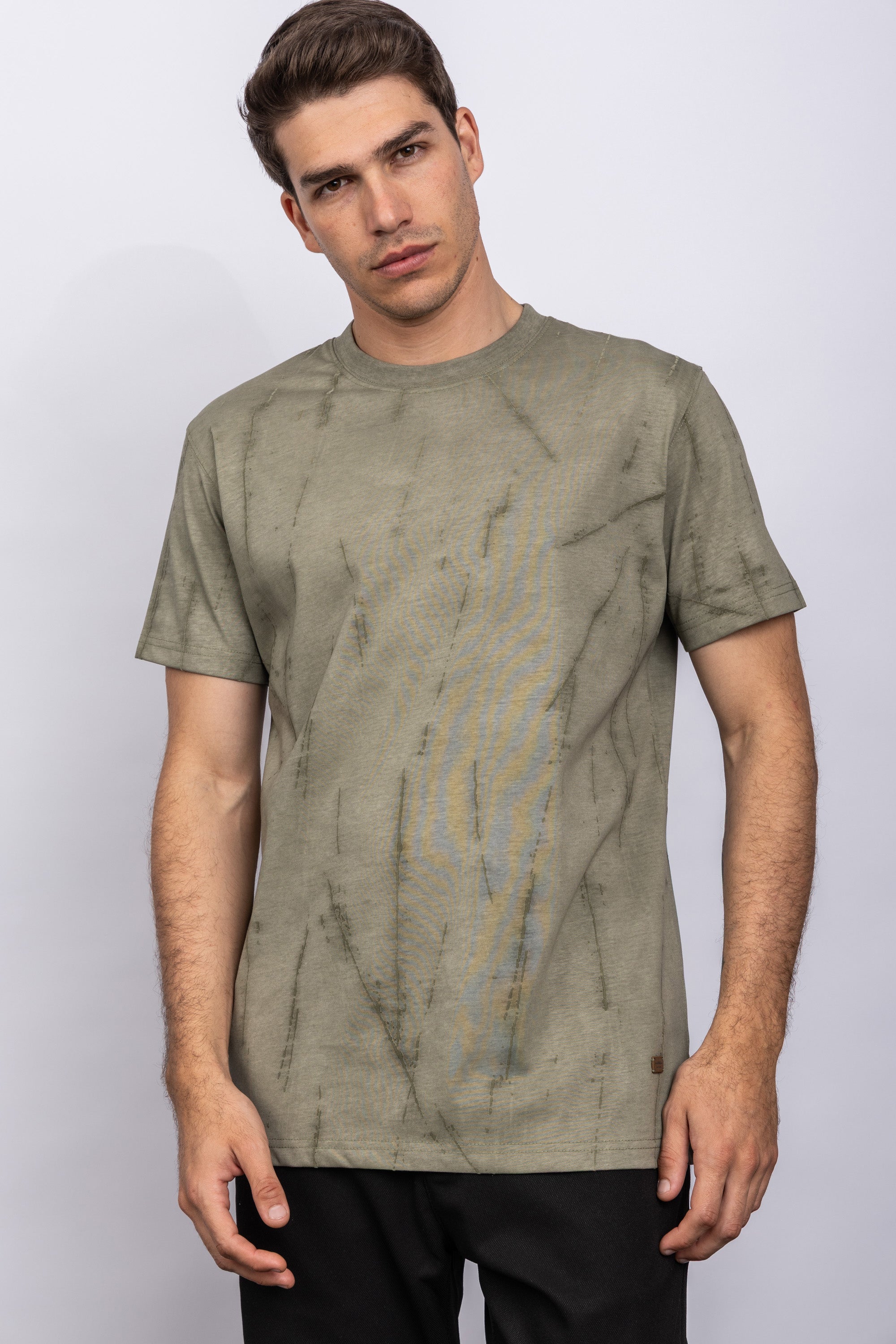 ROUND NECK CASUAL T-SHIRT الصورة الثانوية