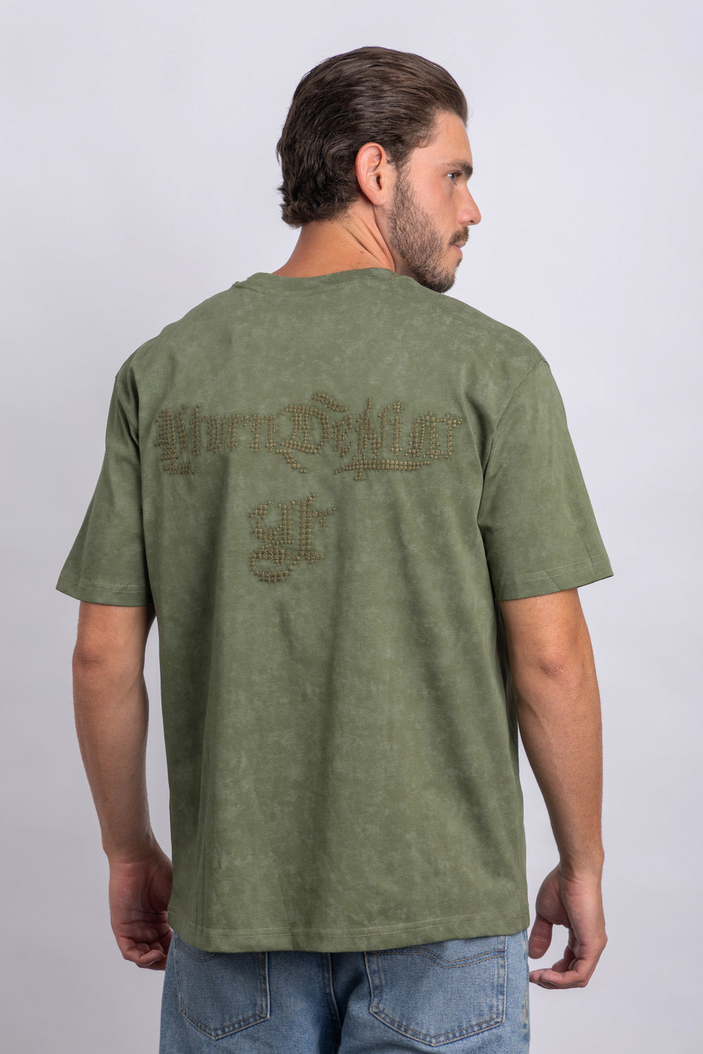 GREEN