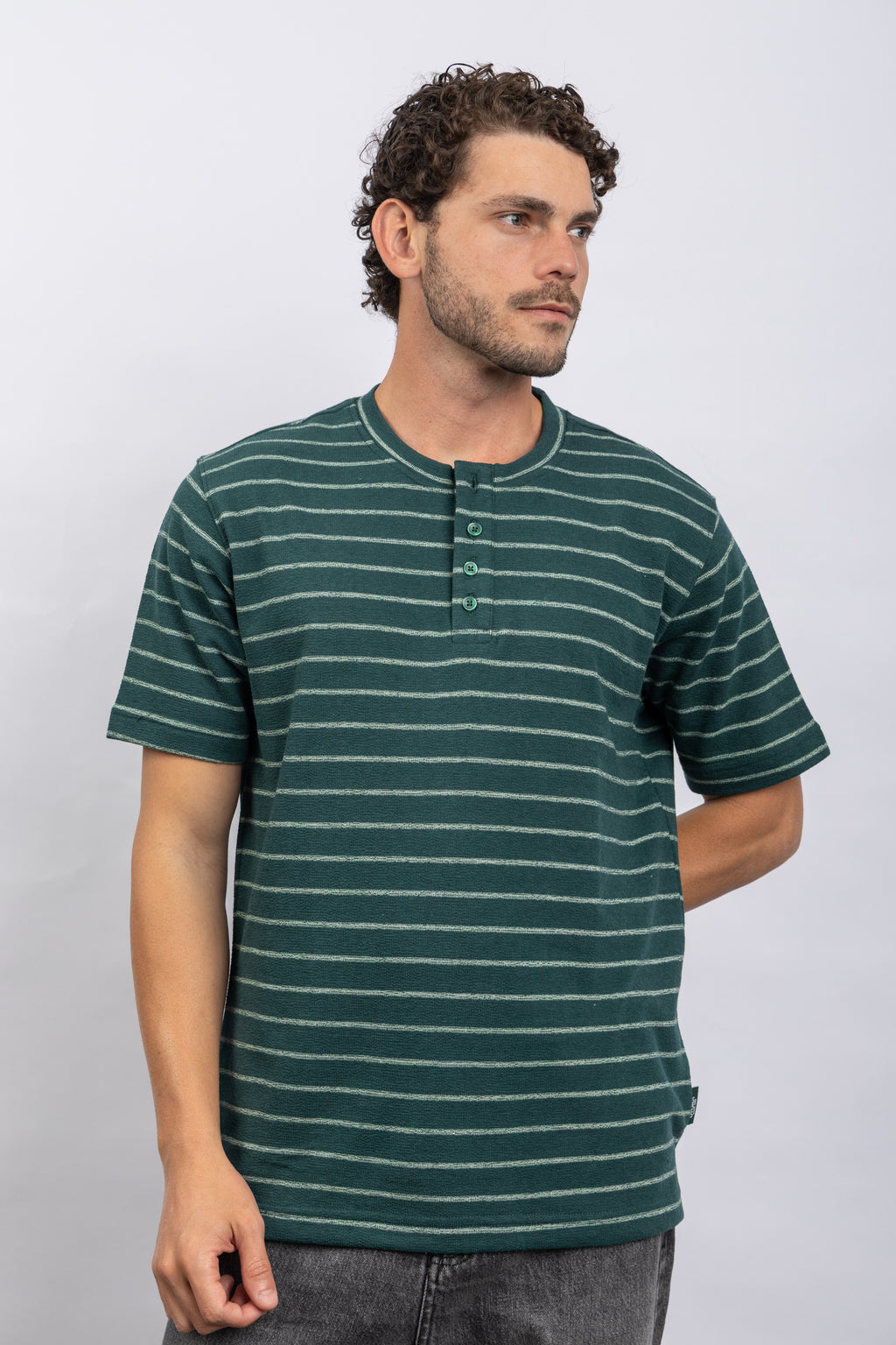 D GREEN