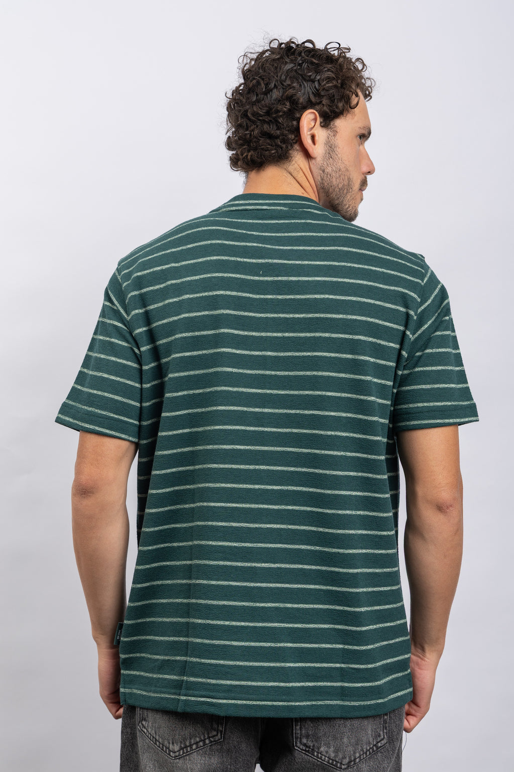 D GREEN
