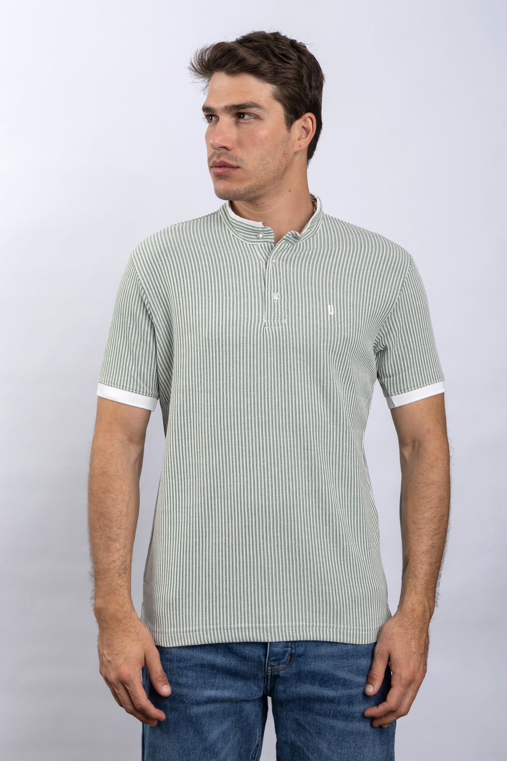 GREEN