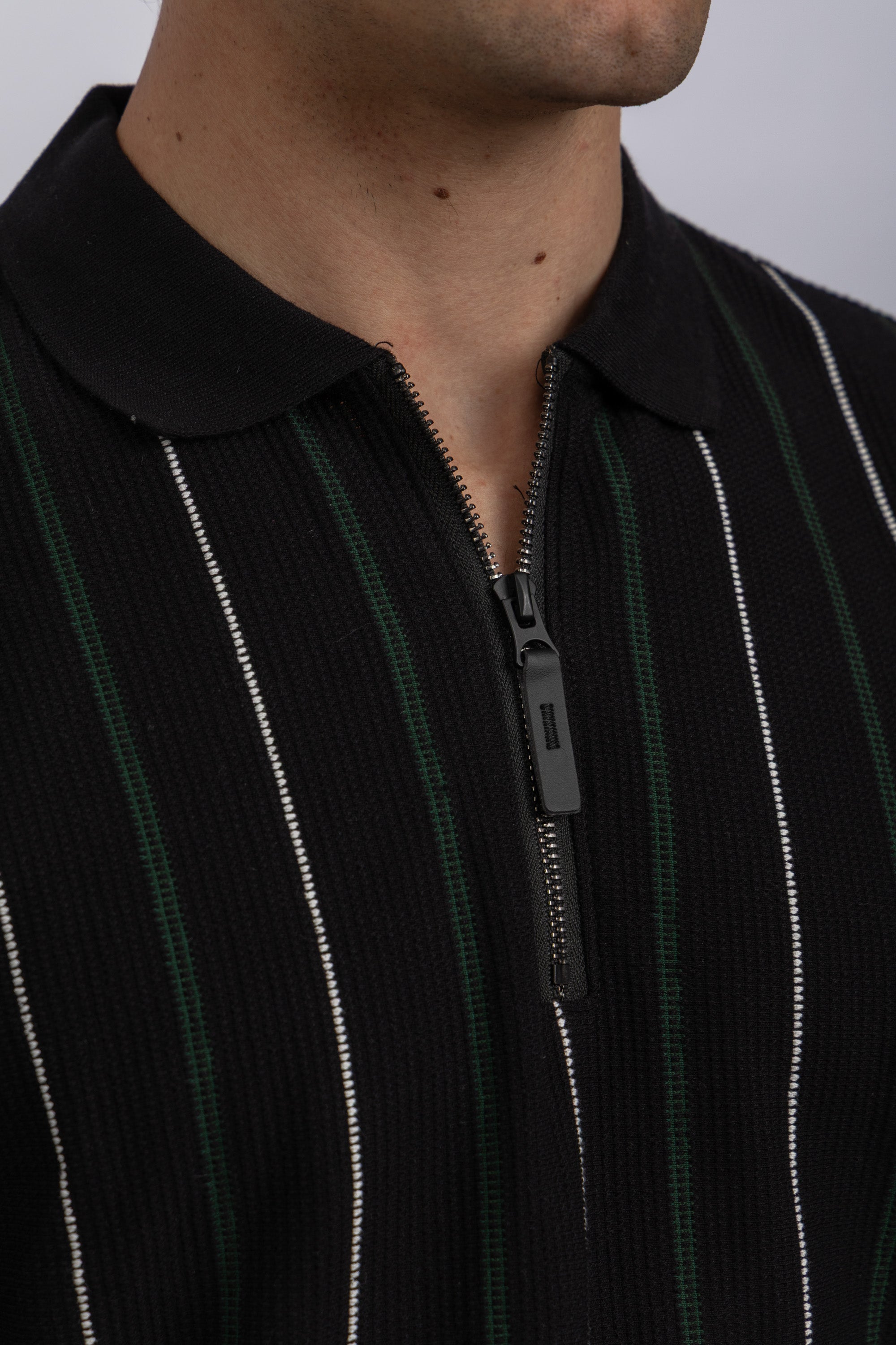 CASUAL POLO SHIRT الصورة الثانوية