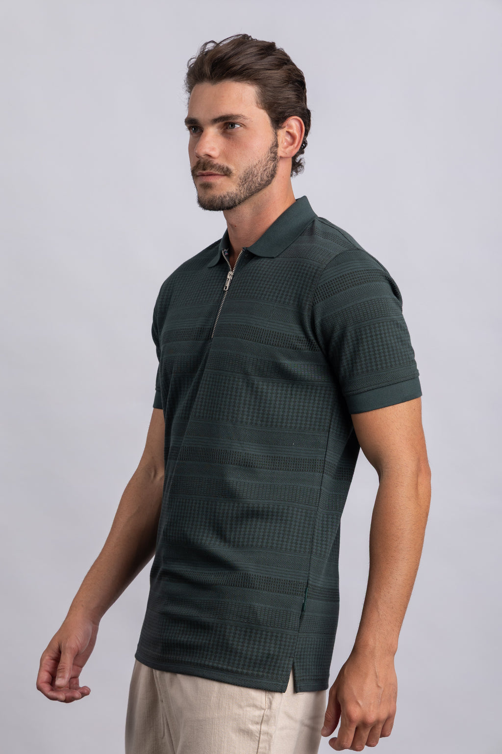 D GREEN
