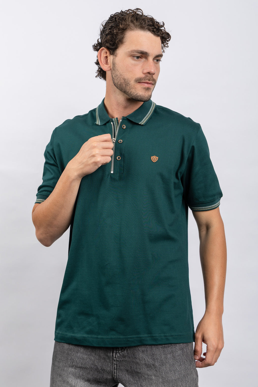 D GREEN
