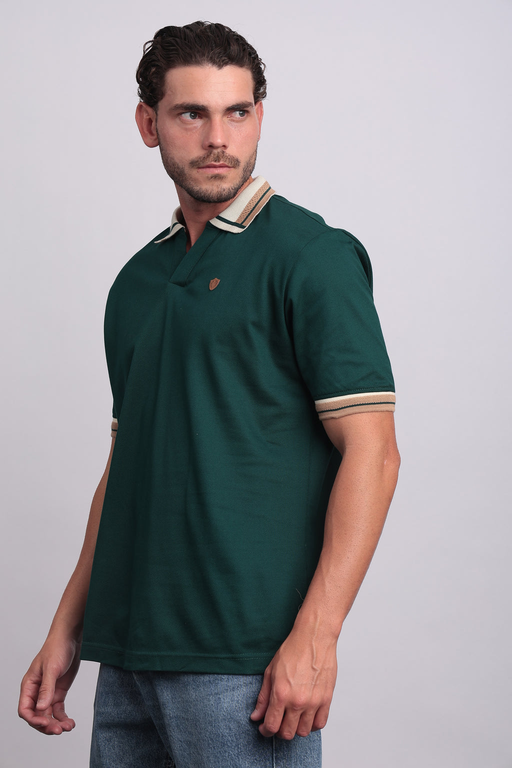 D GREEN