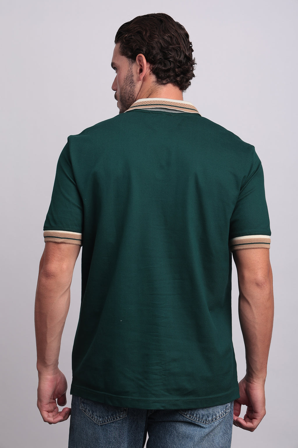 D GREEN