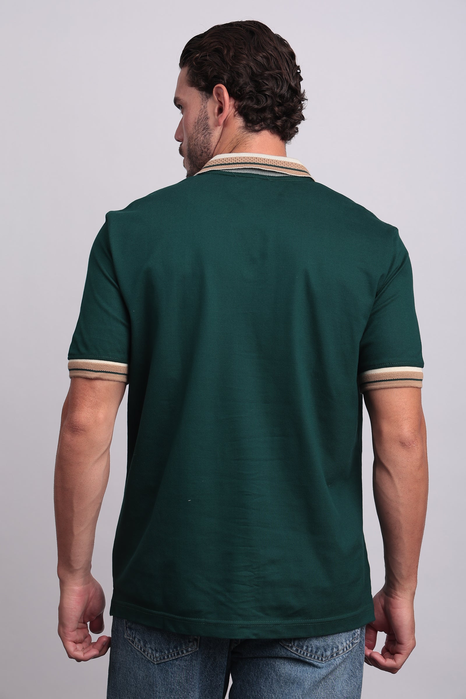 D GREEN