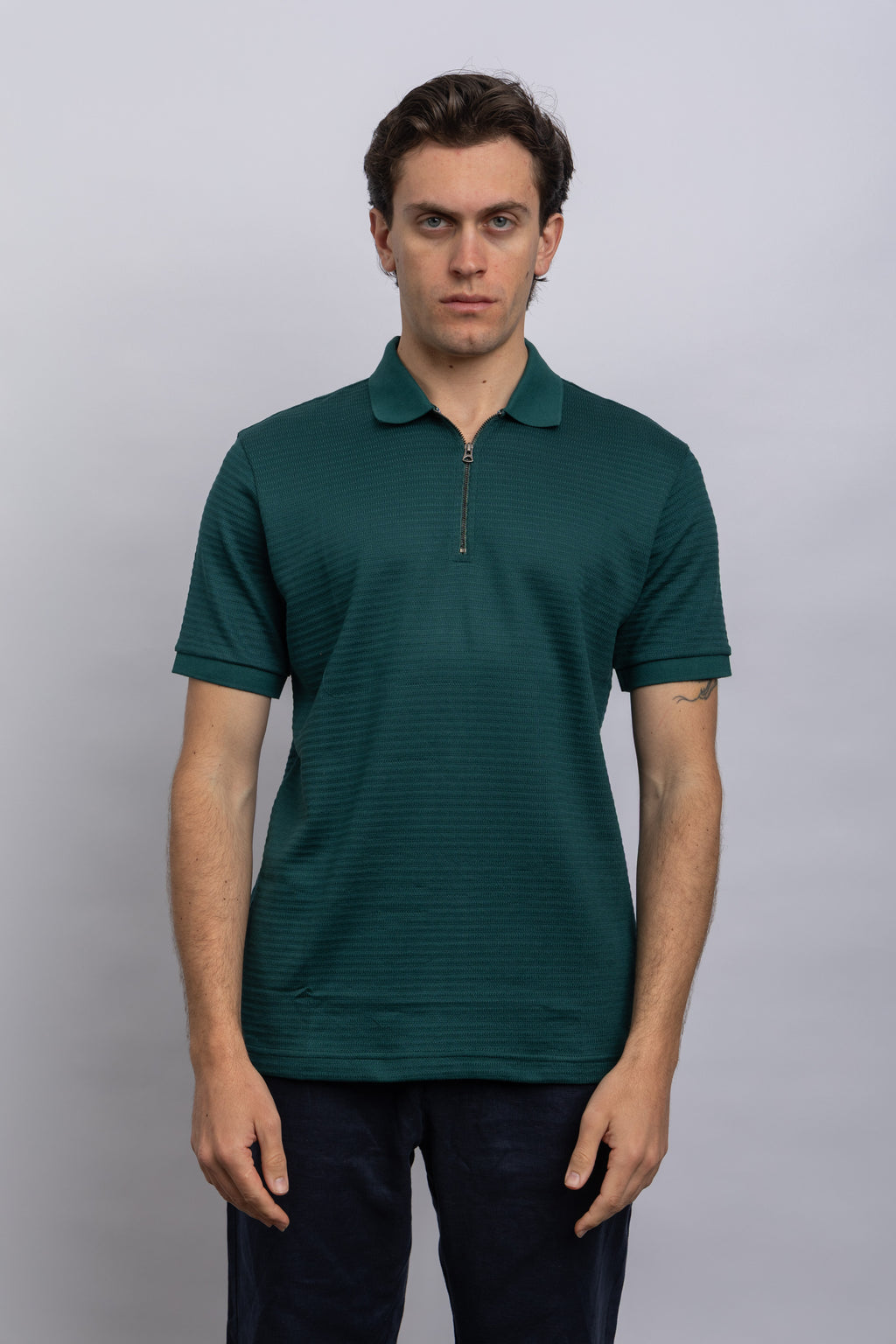 D GREEN