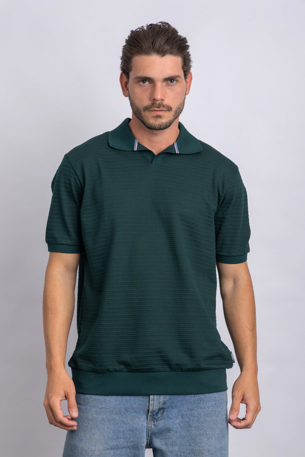 D GREEN
