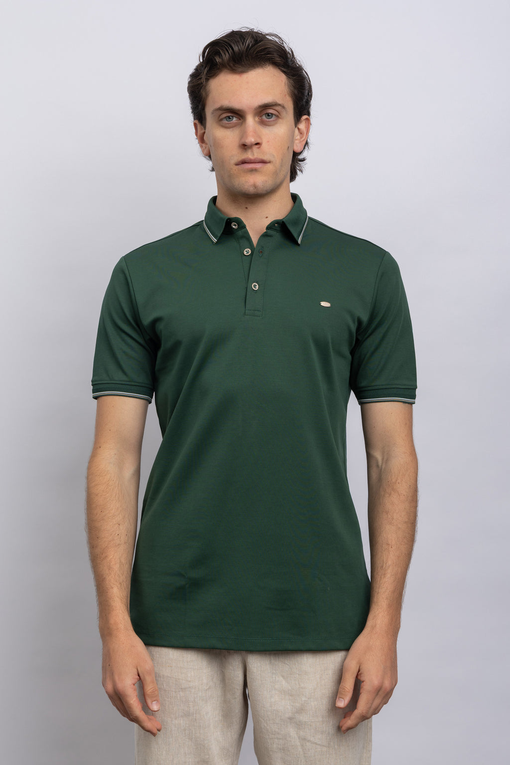 D GREEN