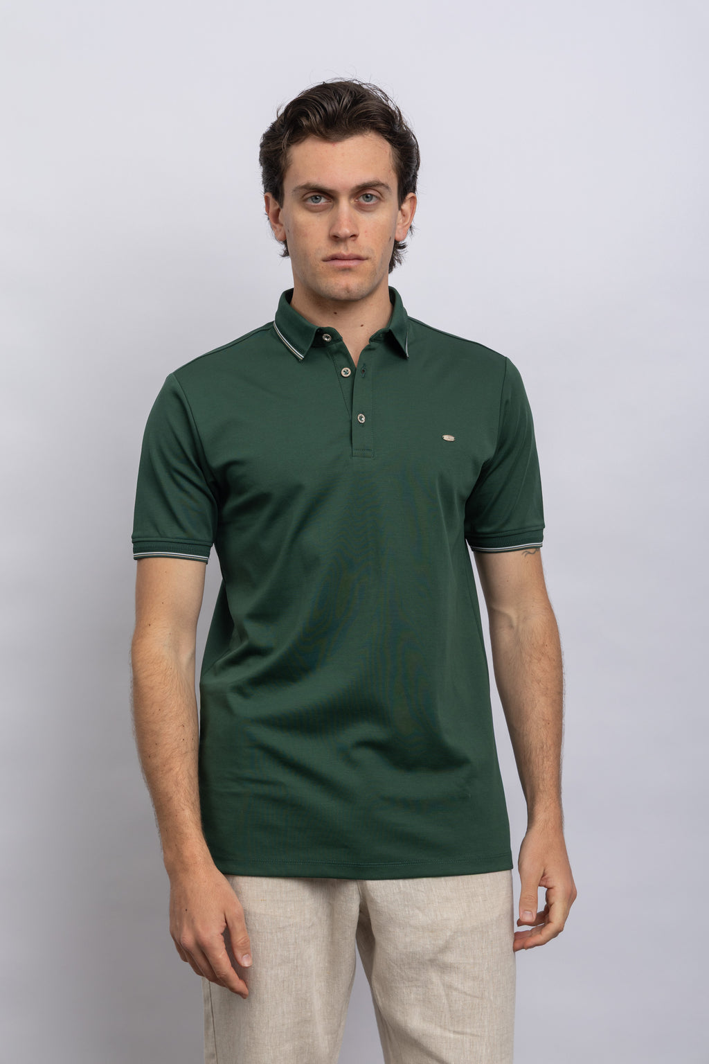 D GREEN
