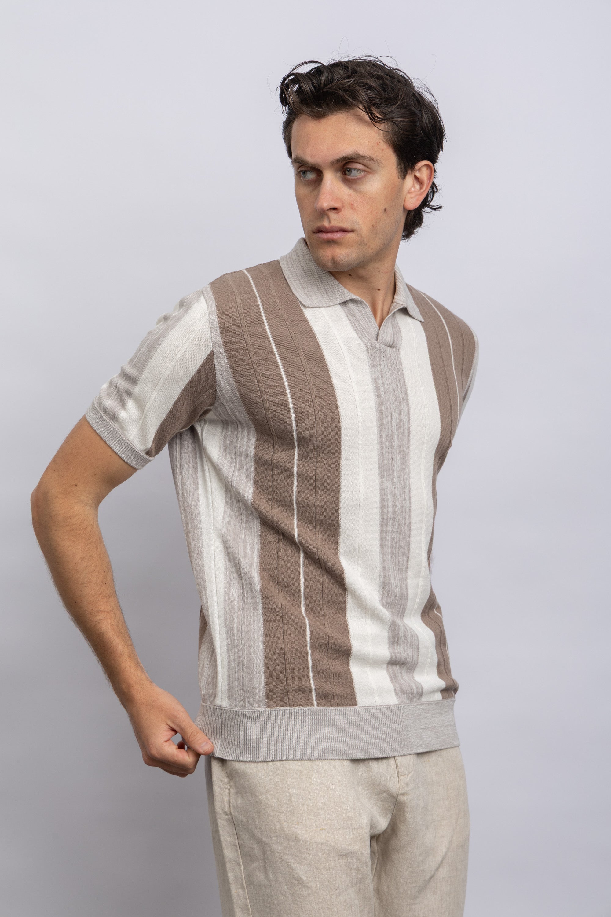 CASUAL HALF ZIPPER POLO SHIRT الصورة الثانوية