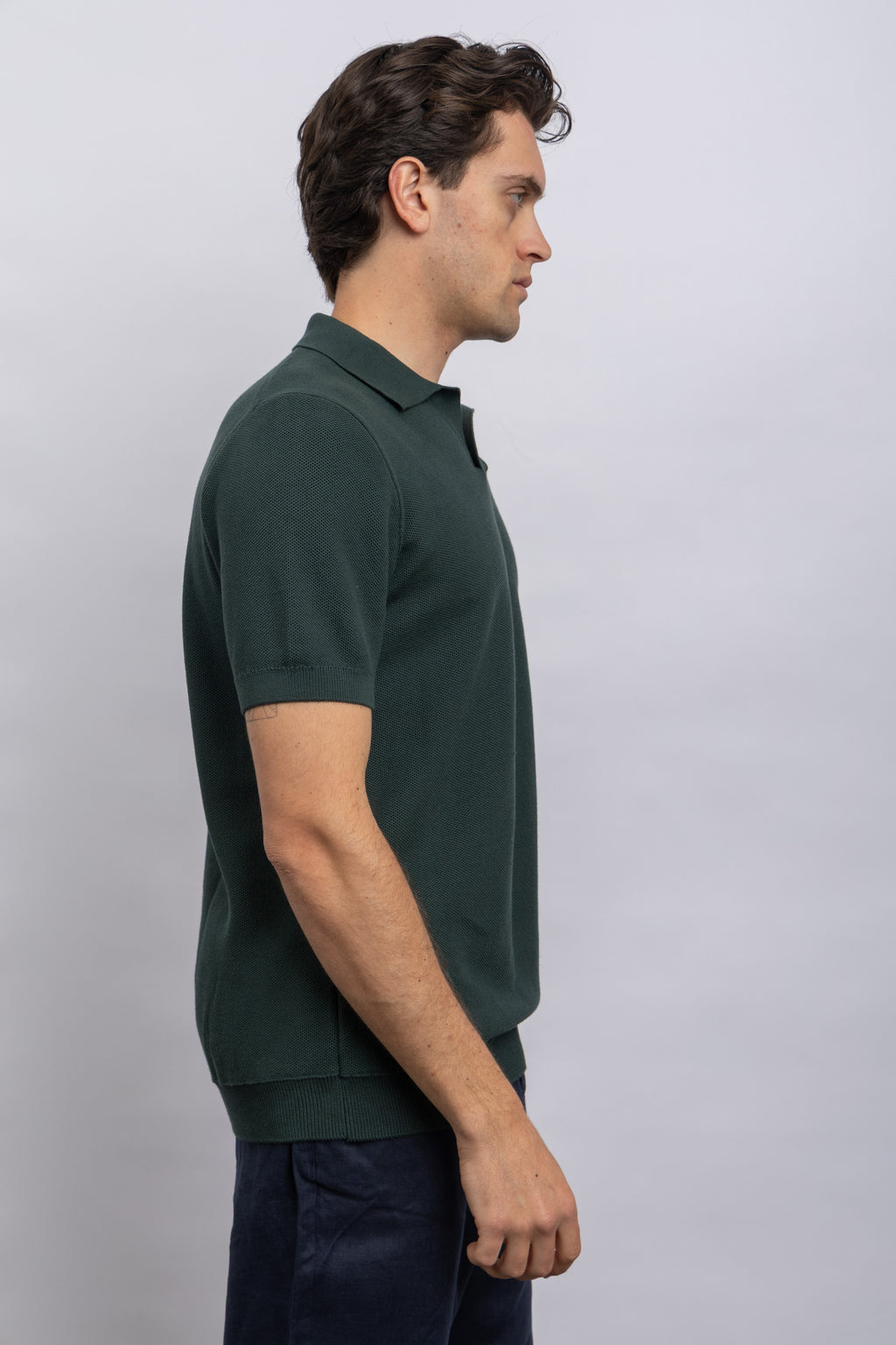 D GREEN