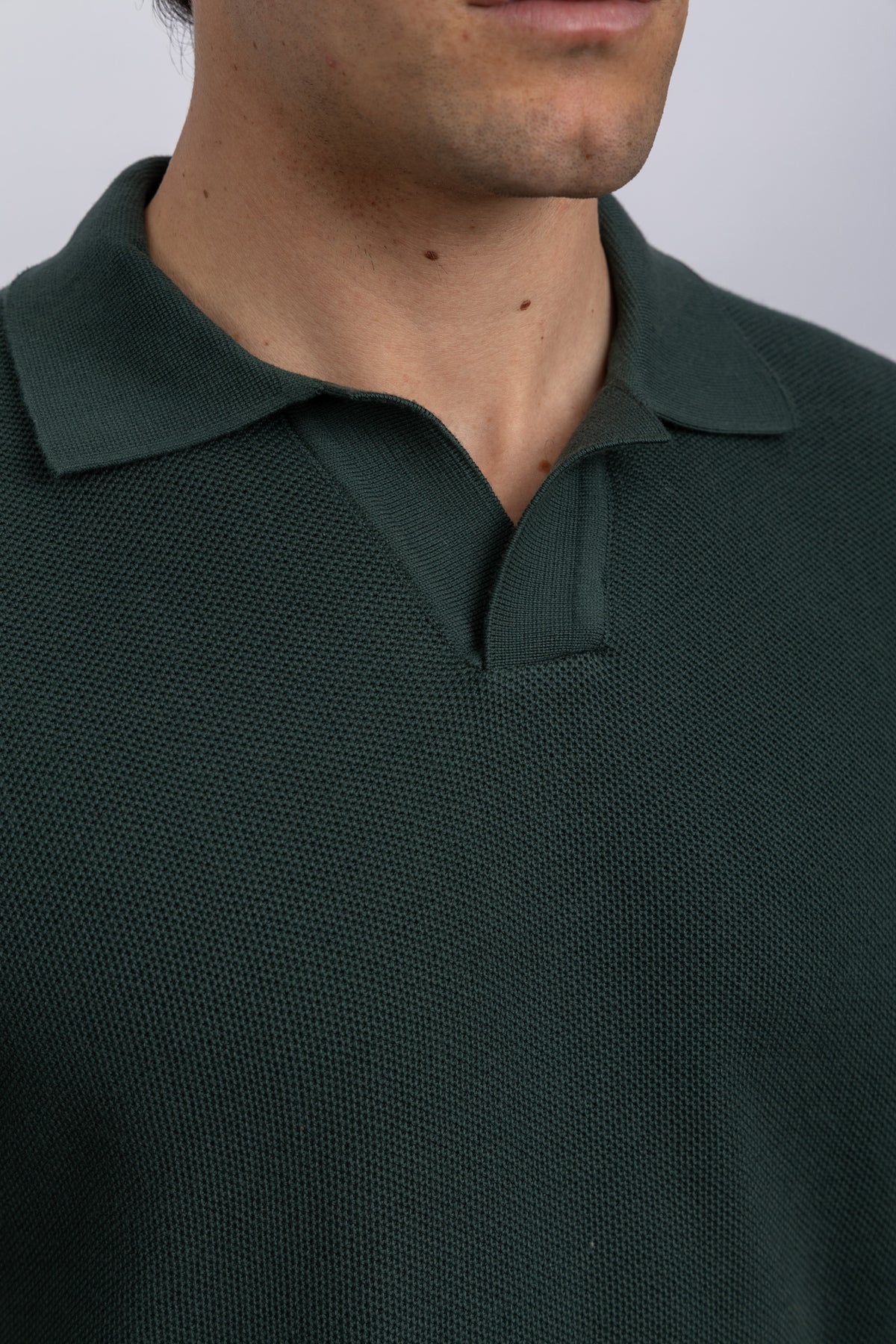 D GREEN