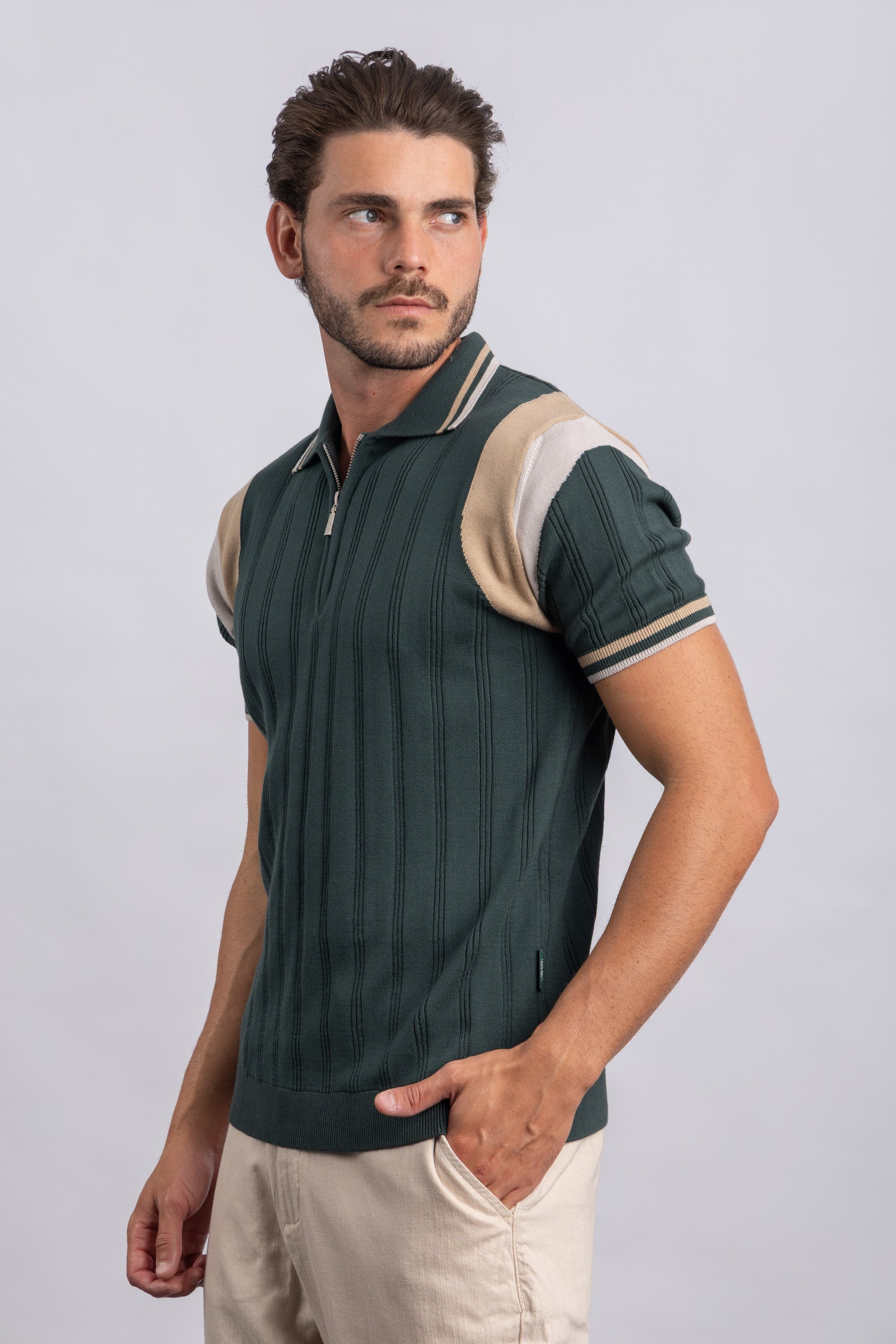 D GREEN