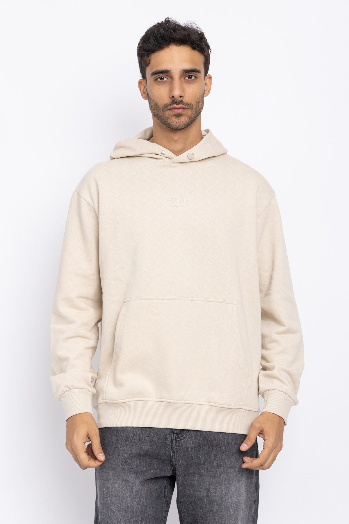 BEIGE Main image