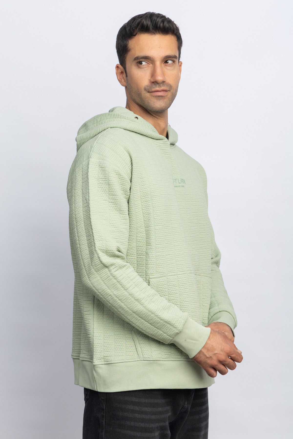 HOODED CASUAL SWEATSHIRT Secondary image