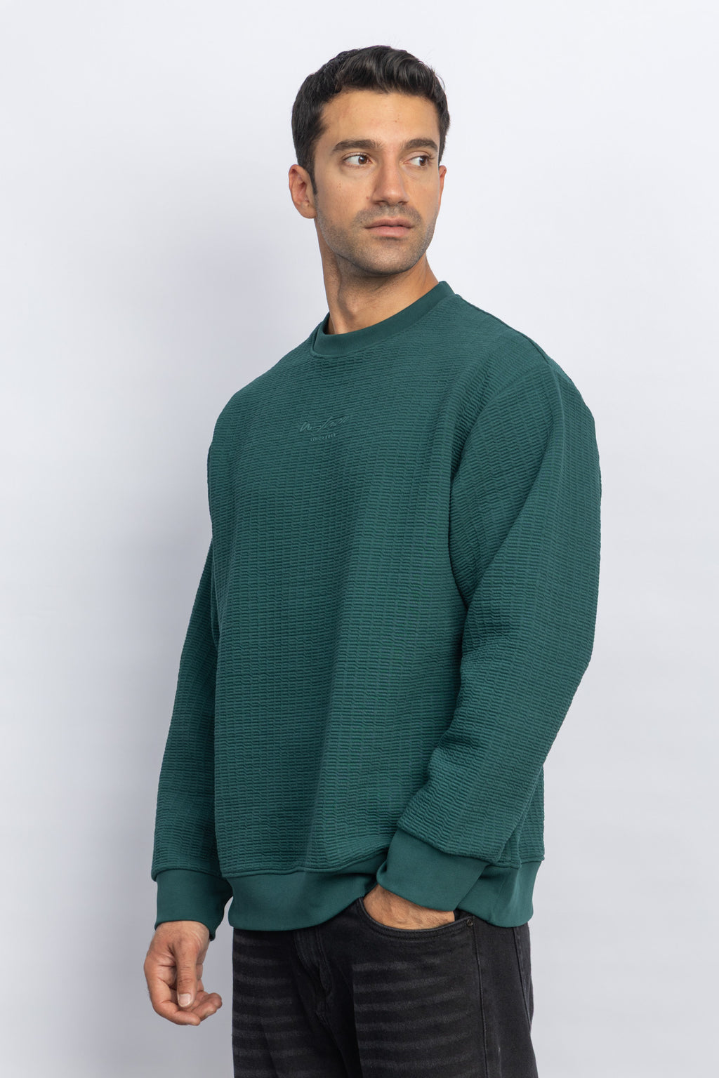D GREEN