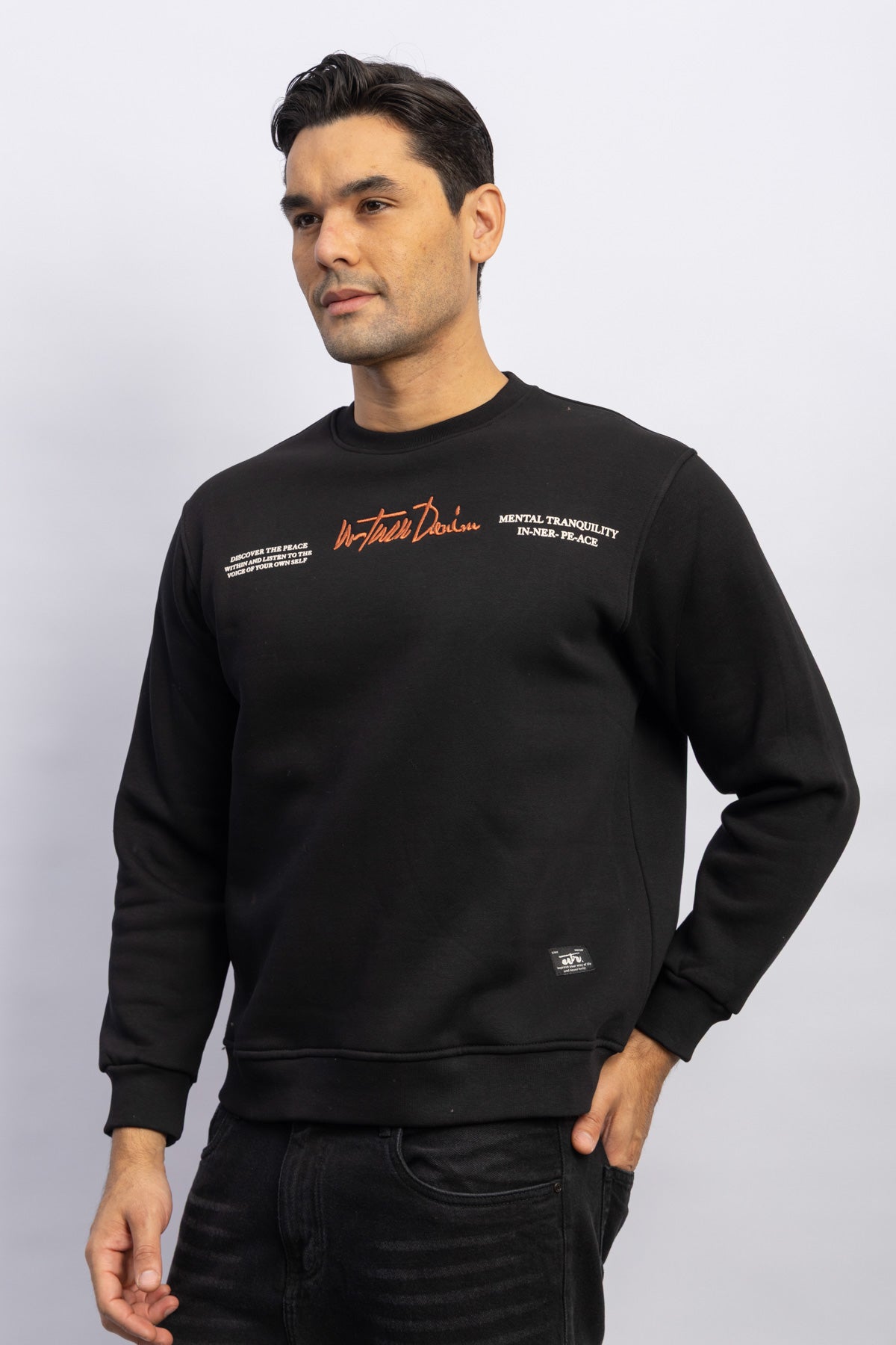 ROUND NECK CASUAL SWEATSHIRT الصورة الثانوية