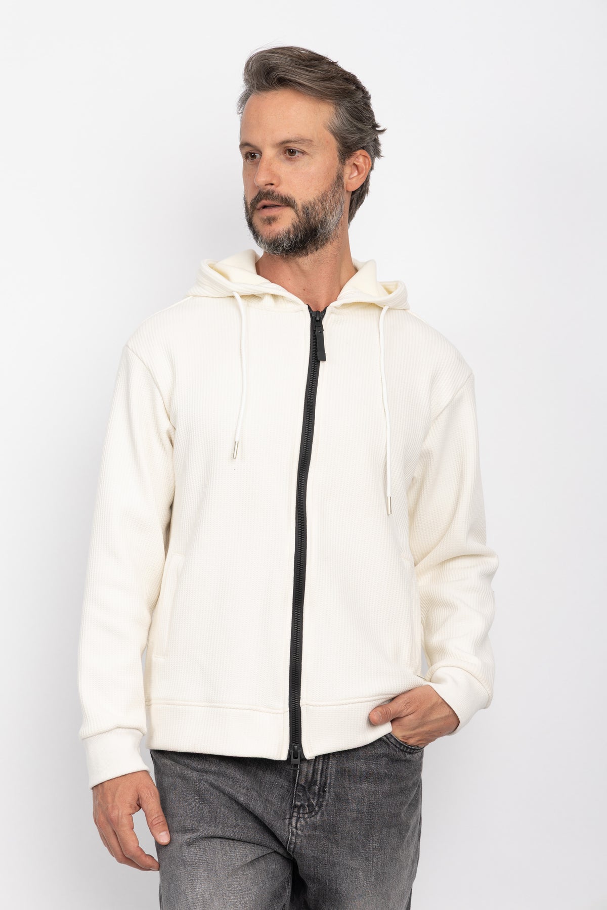 OFFWHITE