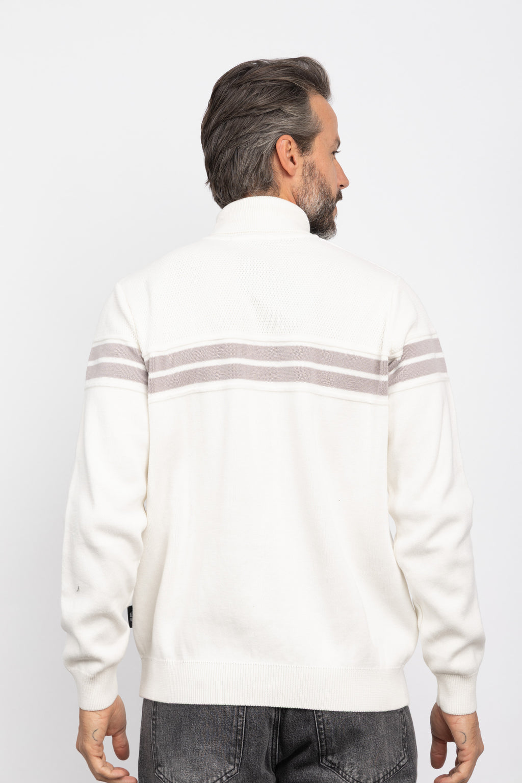 OFFWHITE