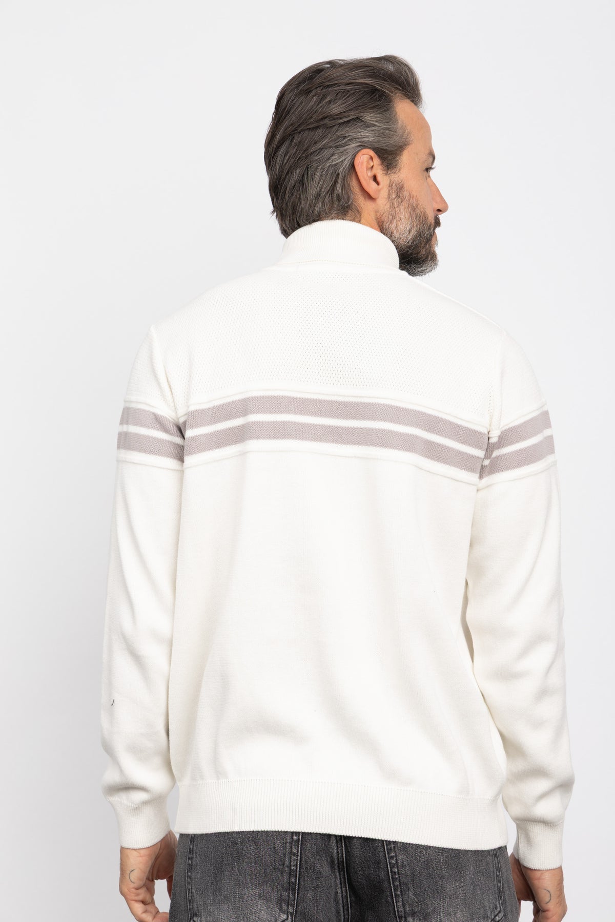 OFFWHITE